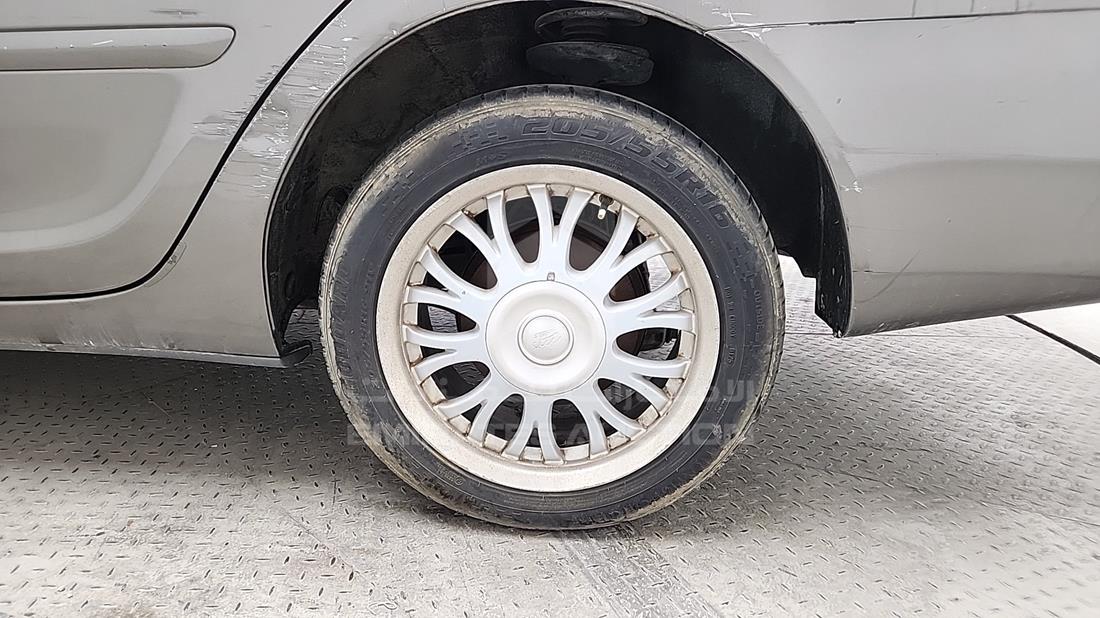 2004 Toyota Camry — Rear Left Tyre — Photo 47