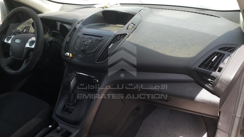 1FMCU0F70EUC03424 Auction: EmiratesAuction Lot: 405470 1FMCU0F70EUC03424 Ford Escape 2014 BLACK Photo 27