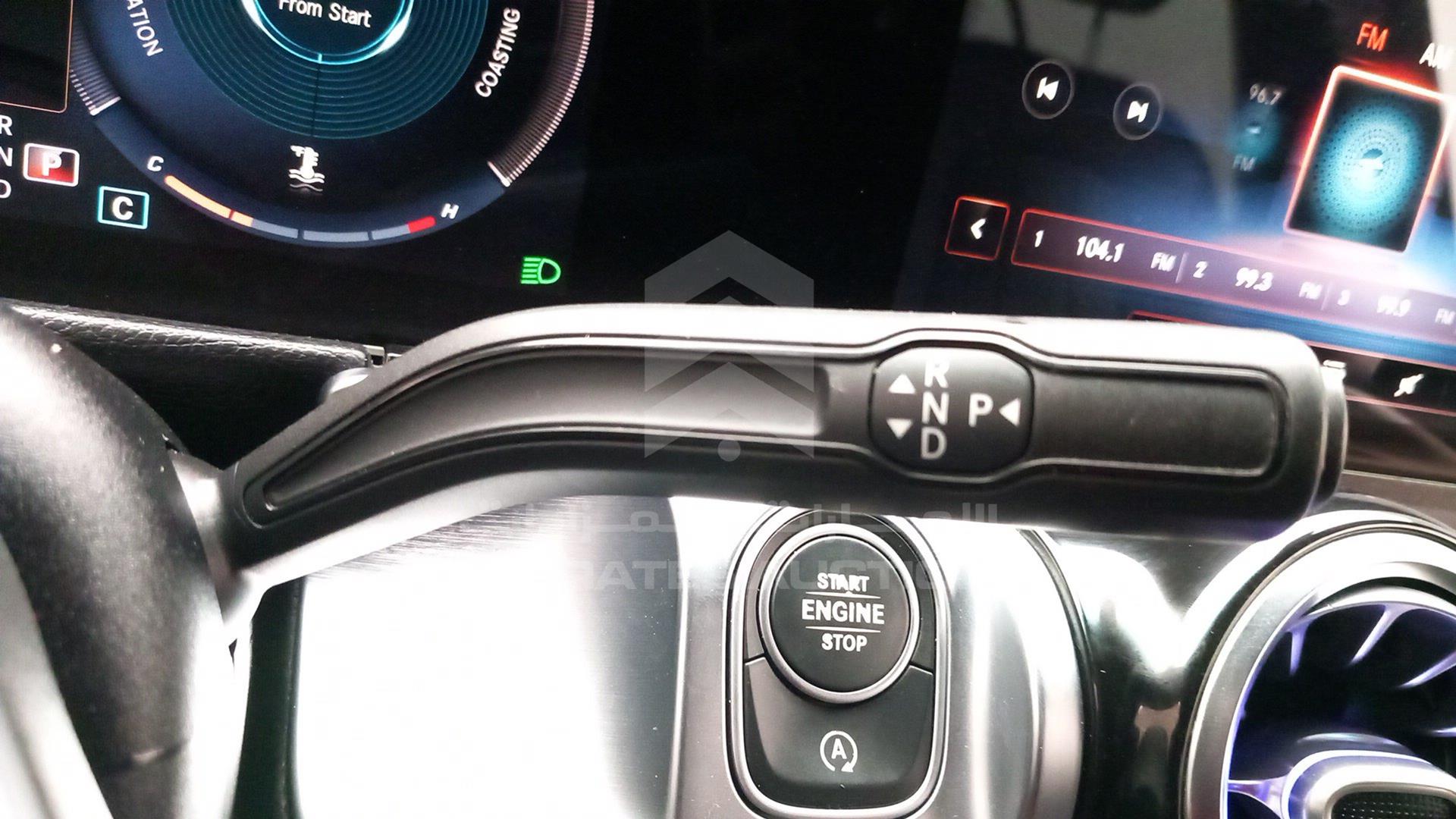 2020 MERCEDES GLB 250 VIN: W1N4M4HB5LW042371