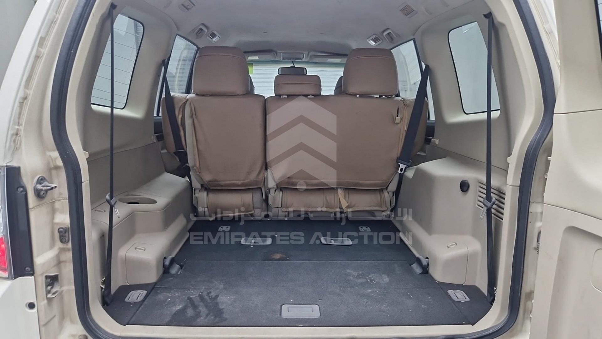 2011 MITSUBISHI PAJERO VIN: JMYLRV95WBJ708816