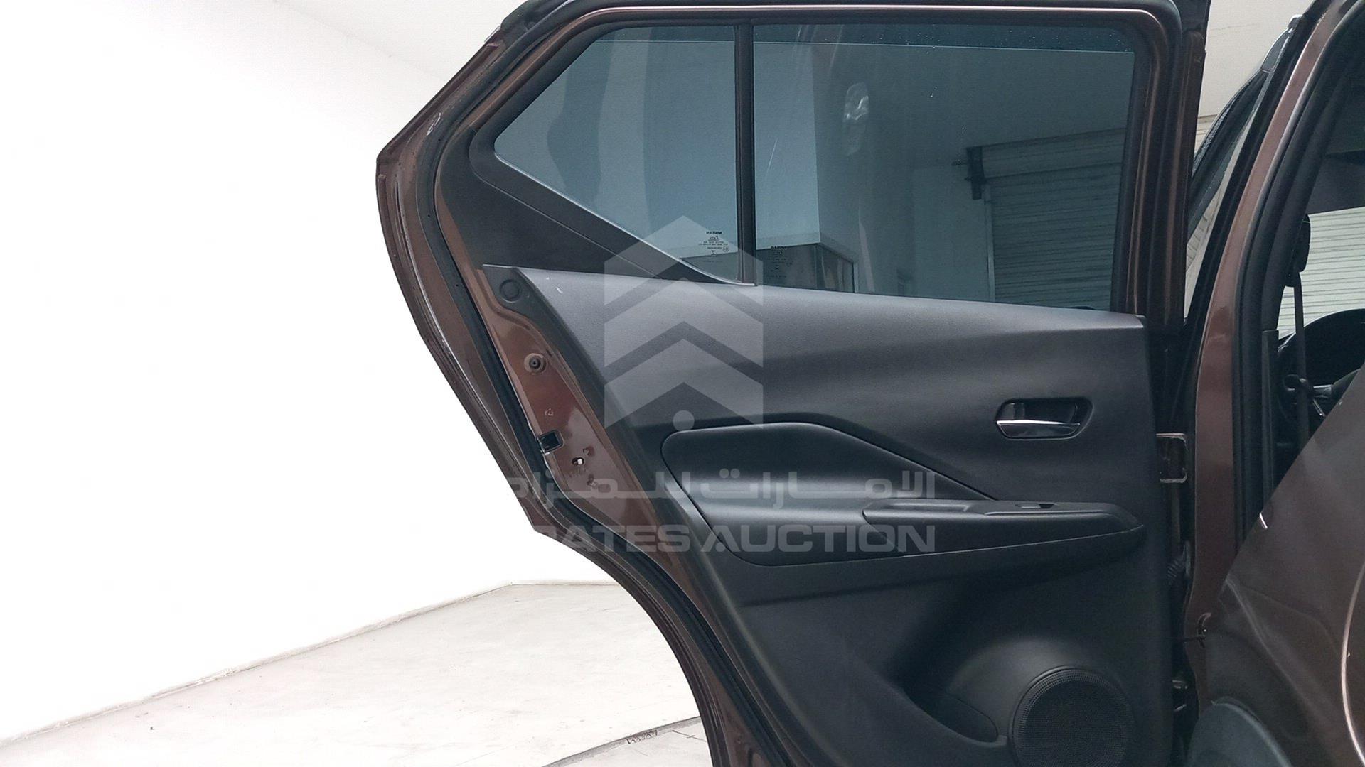 2017 NISSAN KICKS VIN: 3N1CP5CP3HL502324