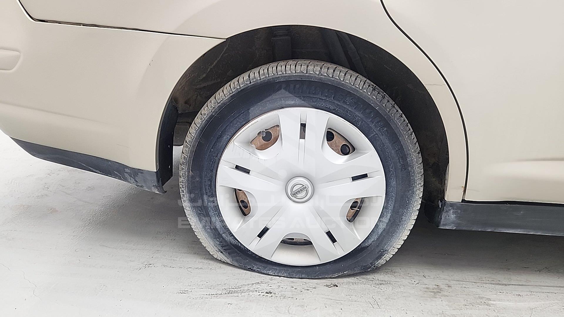 2011 NISSAN TIIDA VIN: 3N1BC1A73BL382521
