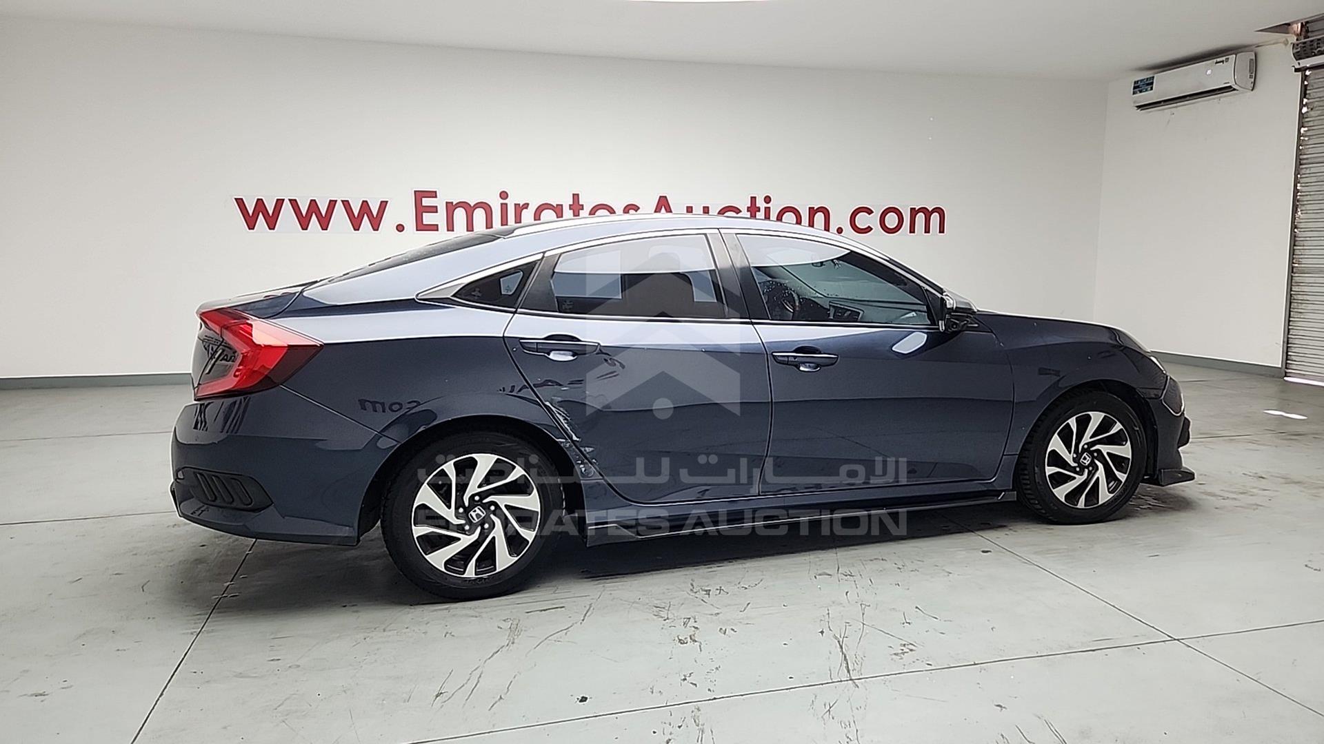 2018 HONDA CIVIC VIN: 19XFC2678JE450196