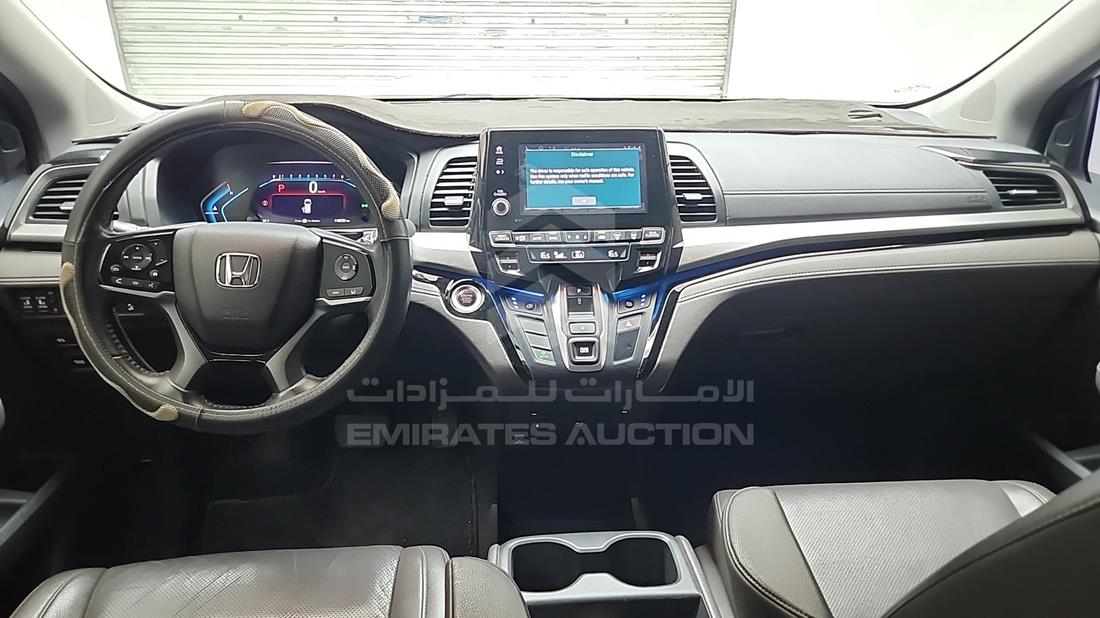 2019 Honda Odyssey — Full Dashboard View — Photo 15