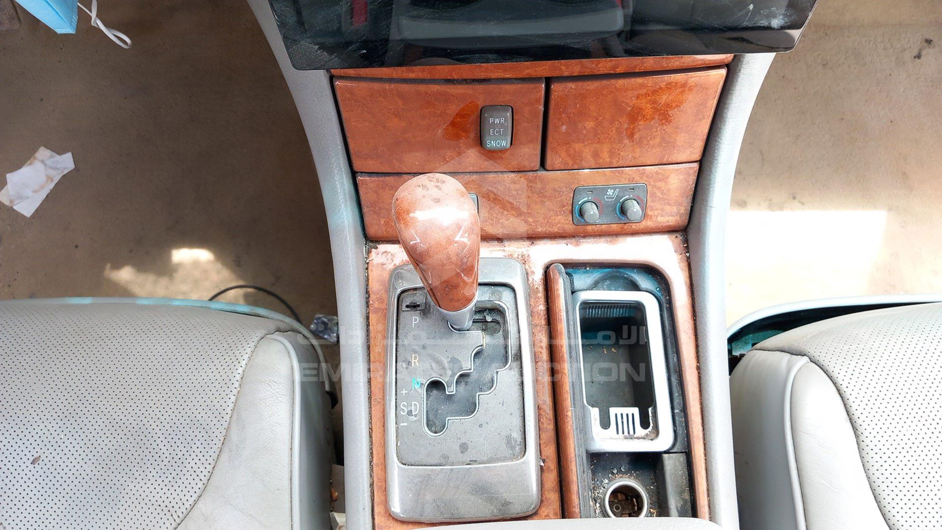 2004 LEXUS LS 430 VIN: JTHBN36F440124431