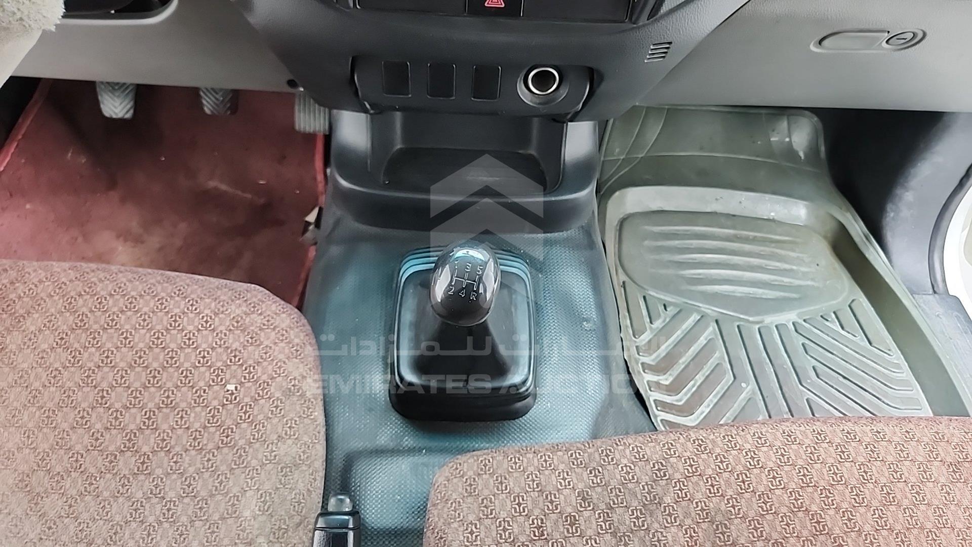 2016 MITSUBISHI L 200 VIN: MMBJNKJ40GH007928