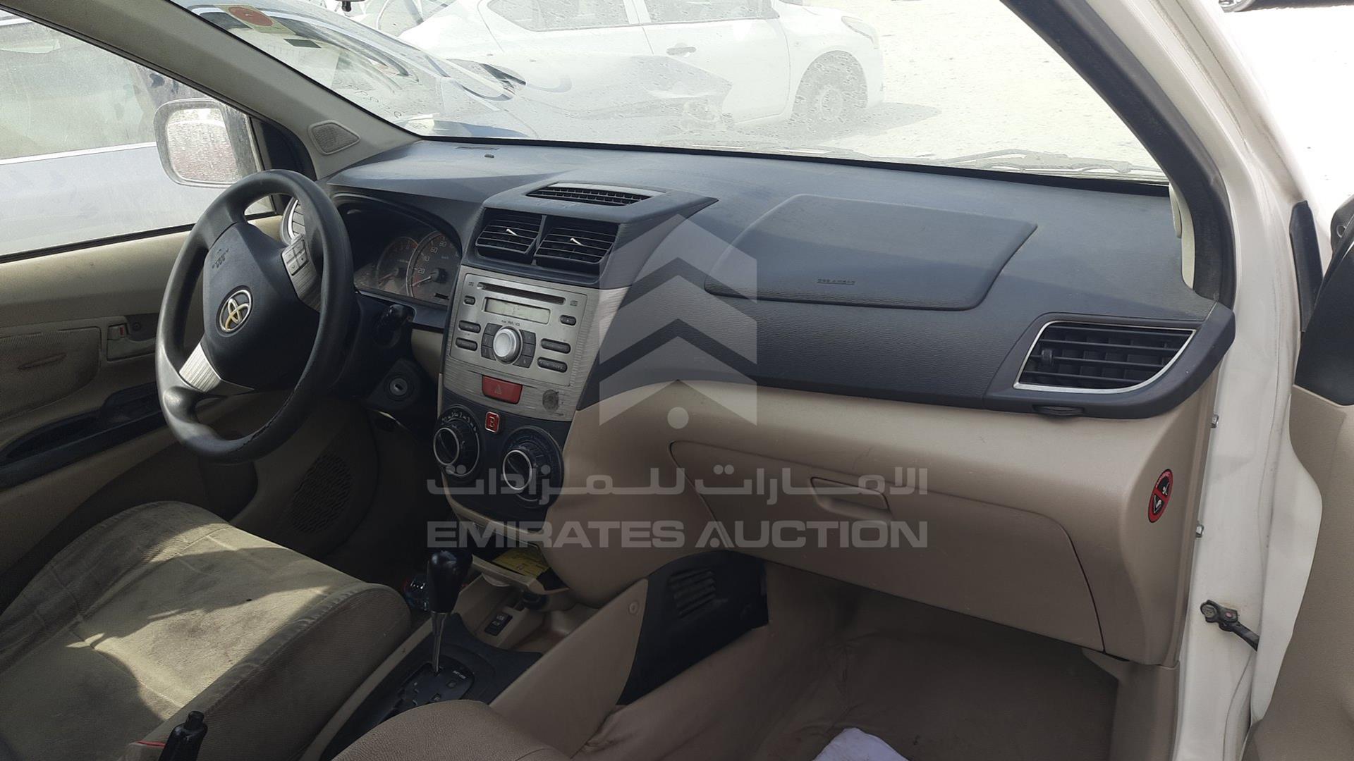 2015 TOYOTA AVANZA VIN: MHKMC13F1FK018413