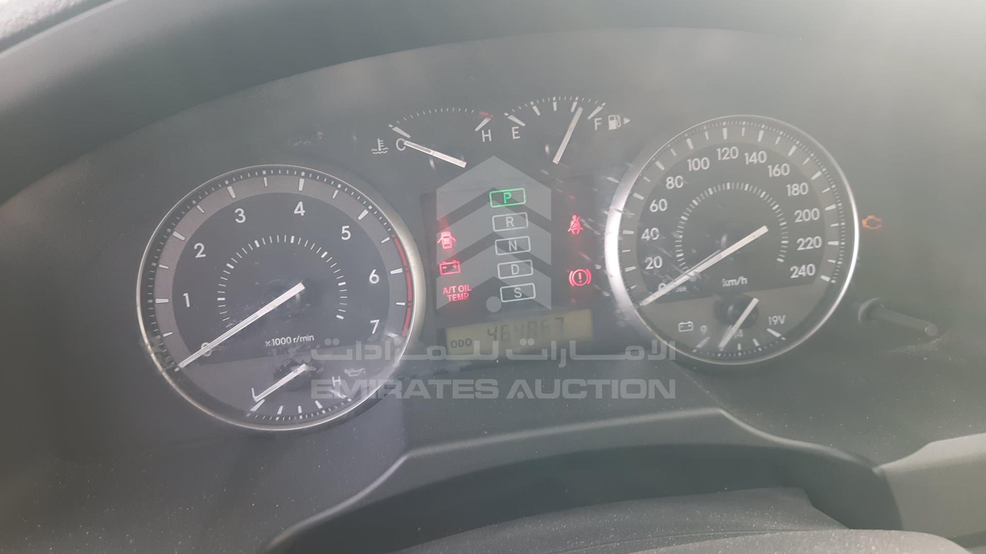 2011 TOYOTA LAND CRUISER VIN: JTMDU09J8B4044518