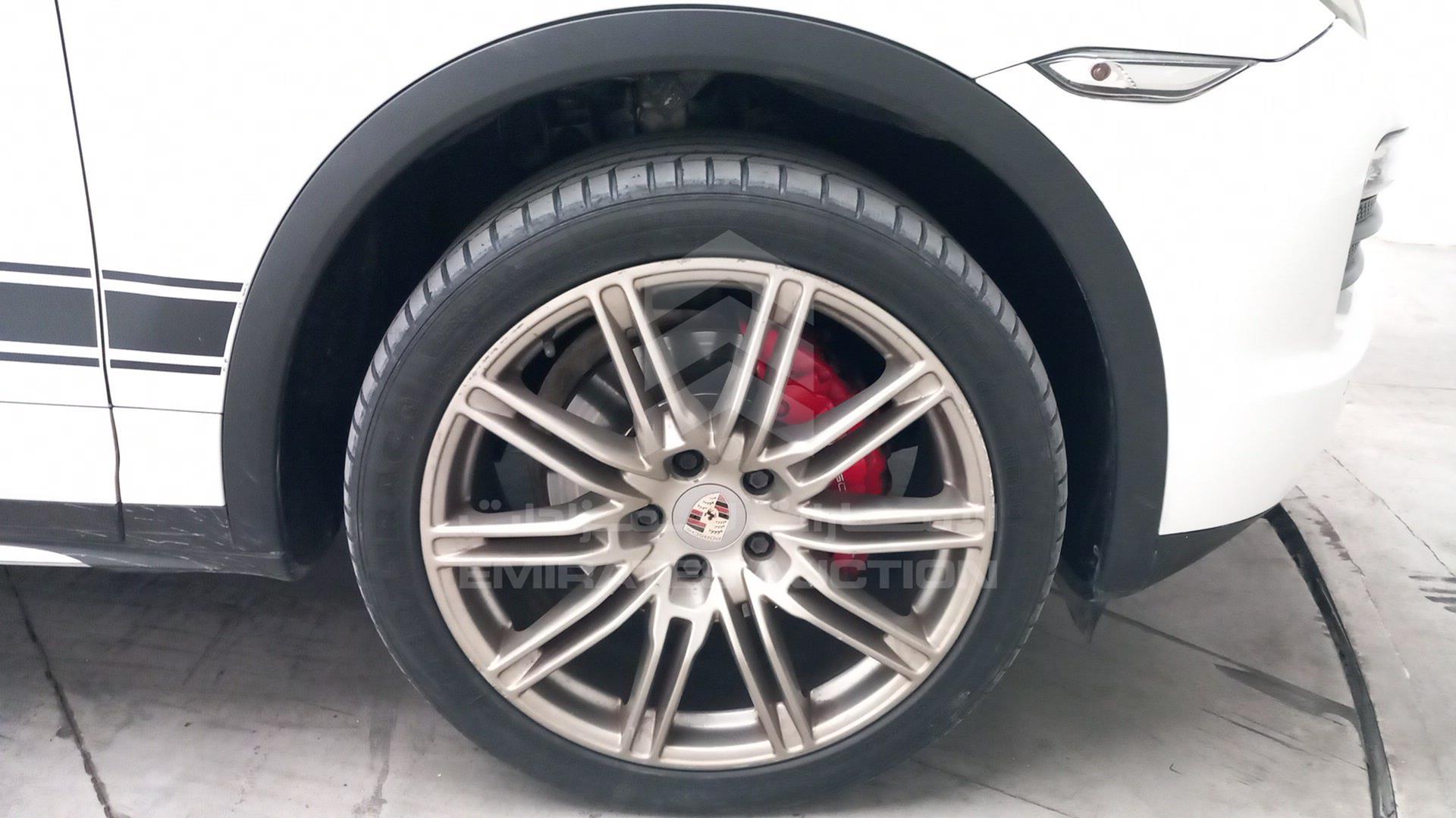 2012 PORSCHE CAYENNE VIN: WP1ZZZ92ZCLA51031