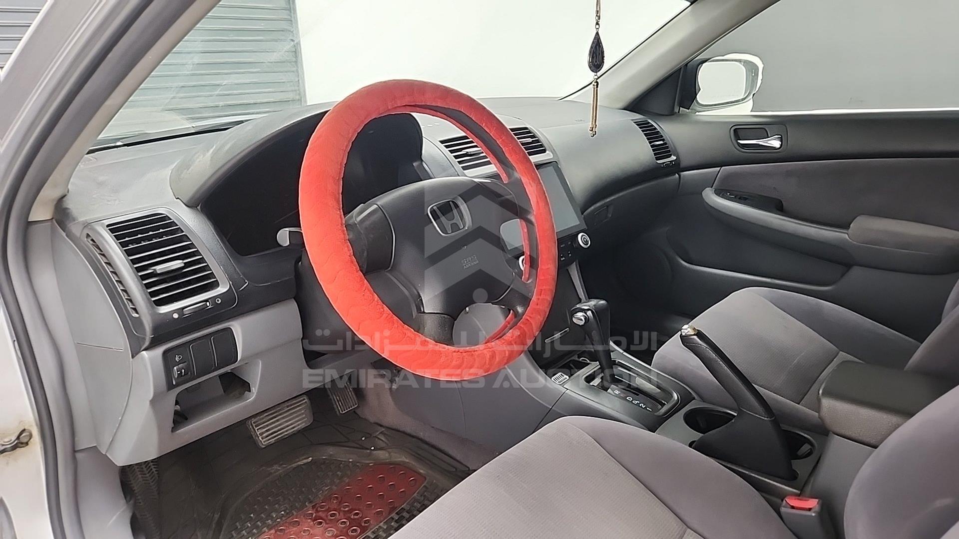 2004 HONDA ACCORD VIN: JHMCM56534C409582