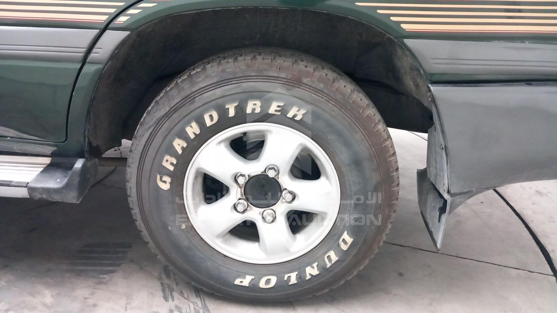 2000 TOYOTA LAND CRUISER VIN: JTEHJ09J115008443