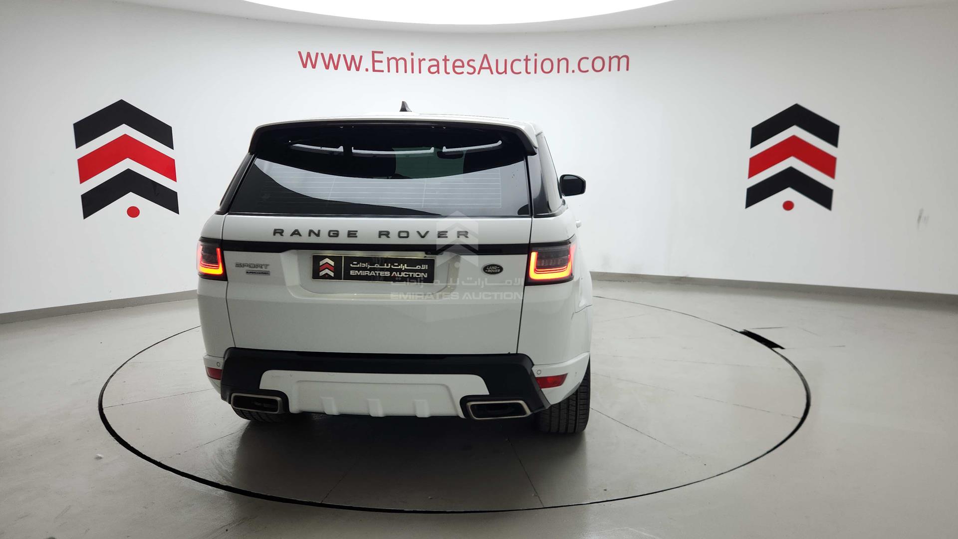2018 RANGE ROVER SPORT VIN: SALWA2BE9JA182409