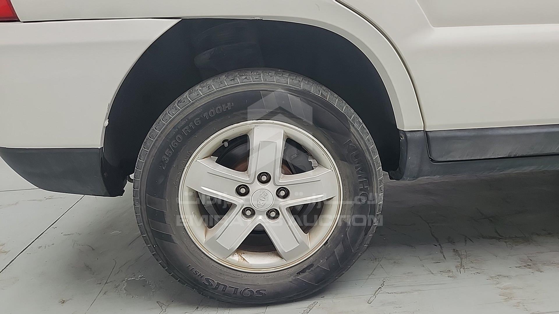 2009 KIA SPORTAGE VIN: KNAJE553997616206