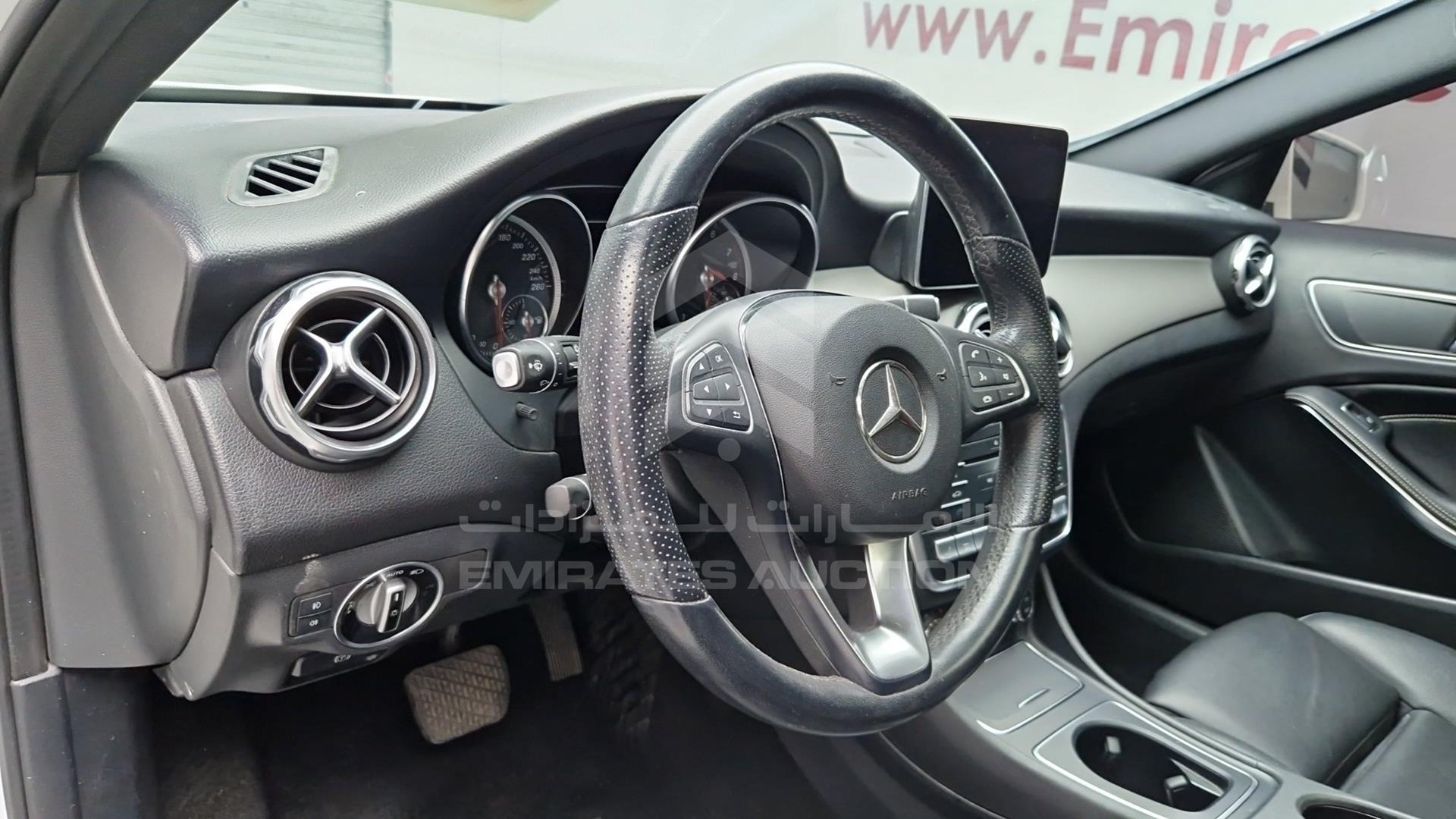 2019 MERCEDES GLA 250 VIN: WDCTG4GB9KJ563885