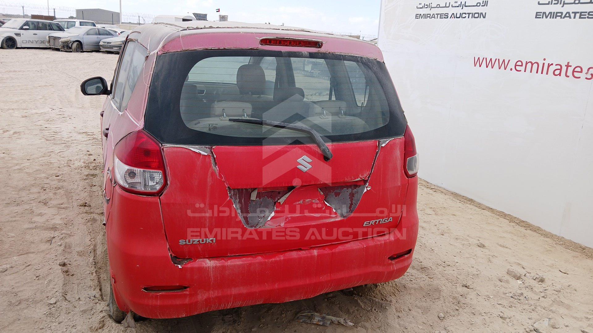 2015 SUZUKI ERTIGA VIN: MA3ZE8A13F0261420