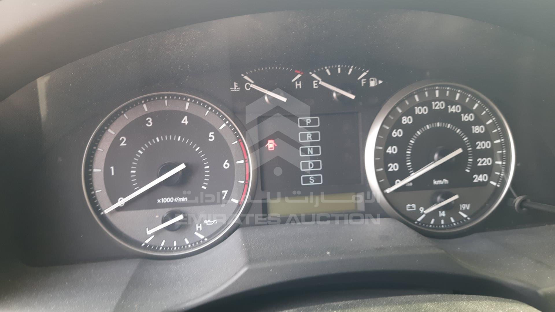 2011 TOYOTA LAND CRUISER VIN: JTMDU09J2B4035006