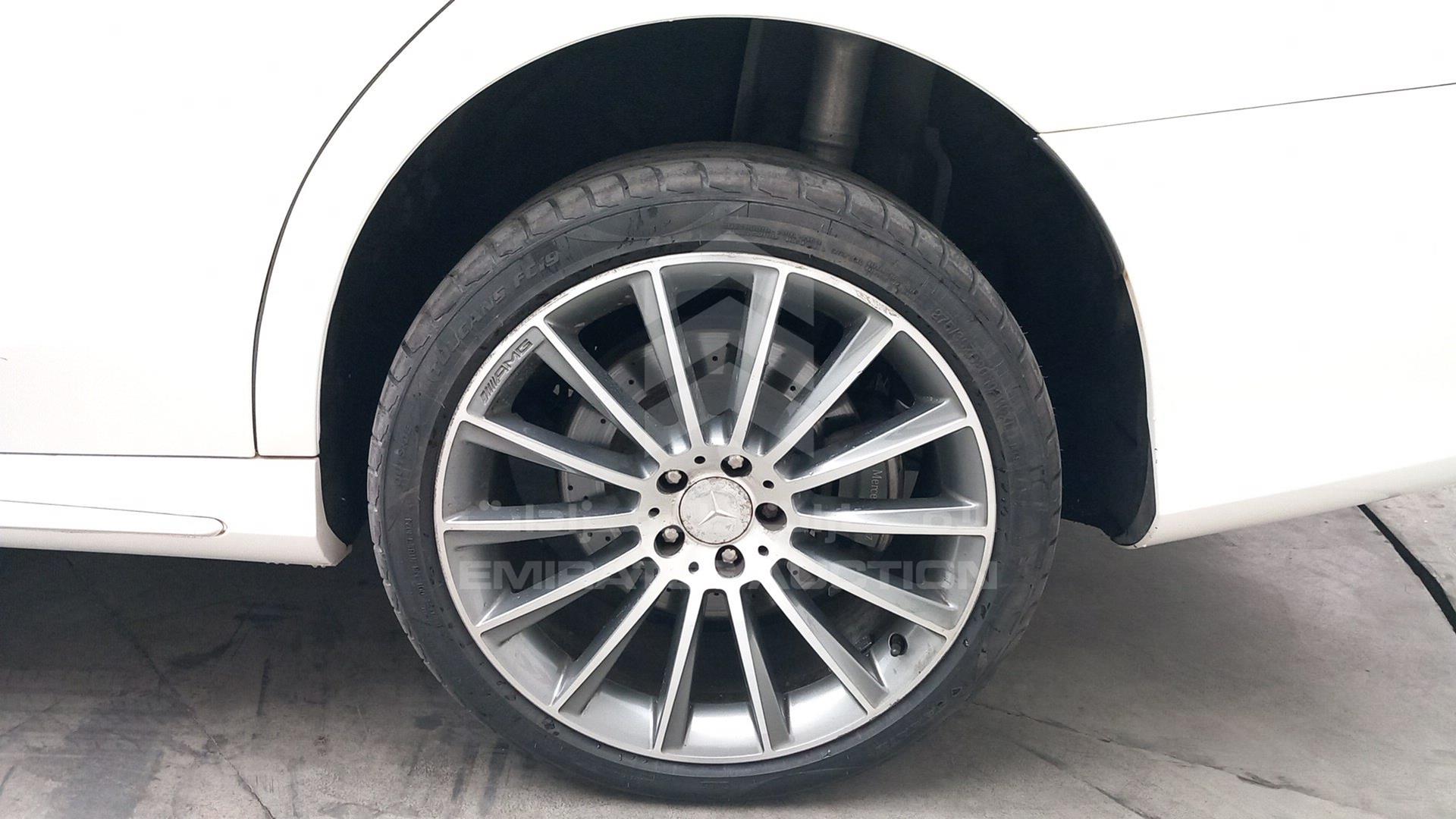 2014 MERCEDES S 500 VIN: WDDUG8CBXEA001950