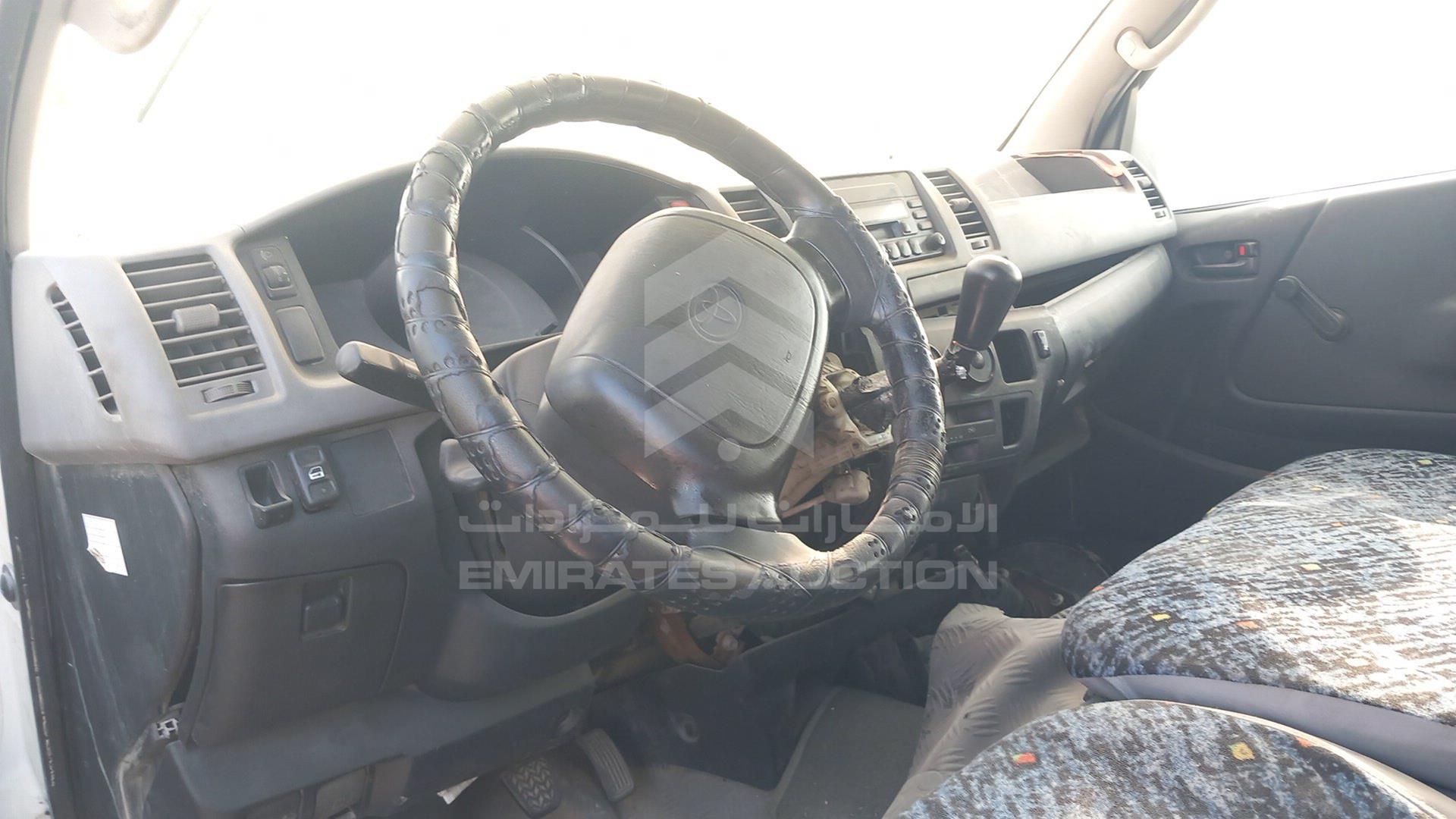 2009 TOYOTA HIACE VIN: JTGJX02P395008493
