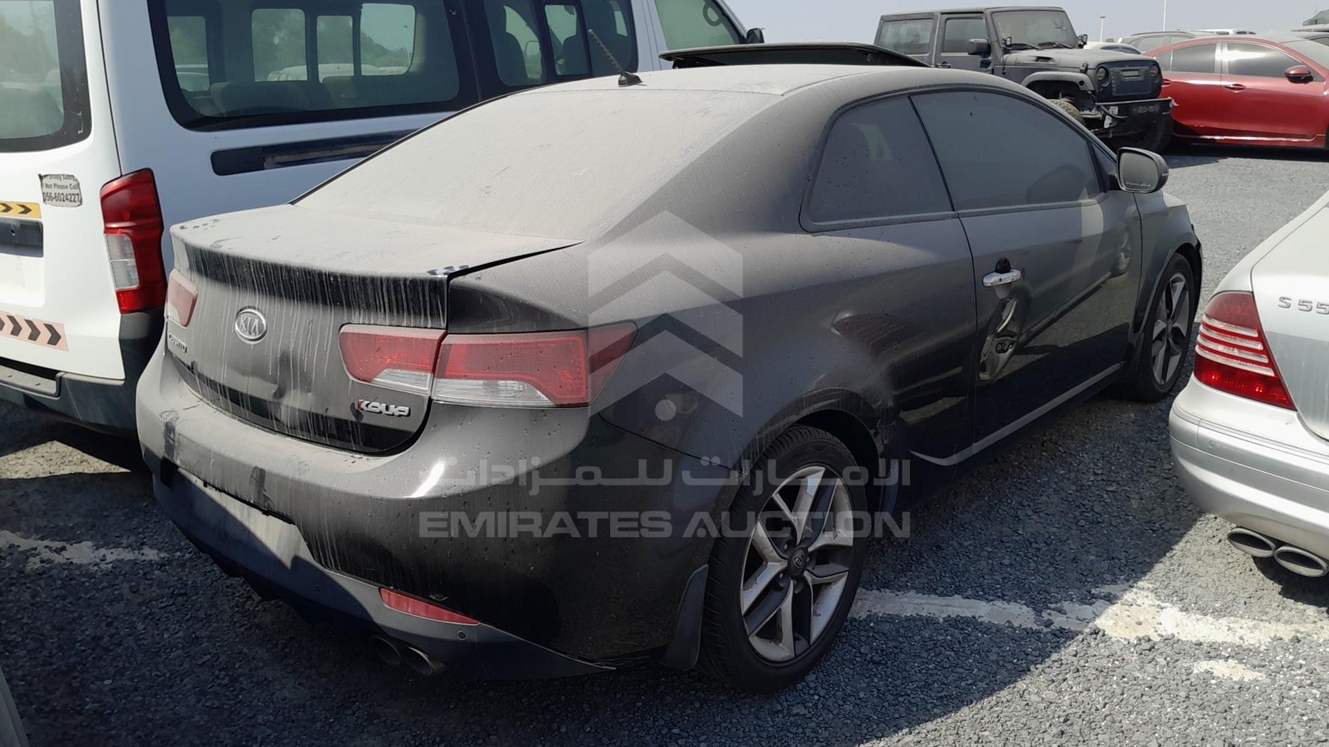 2011 KIA CERATO VIN: KNAFW6124B5347426