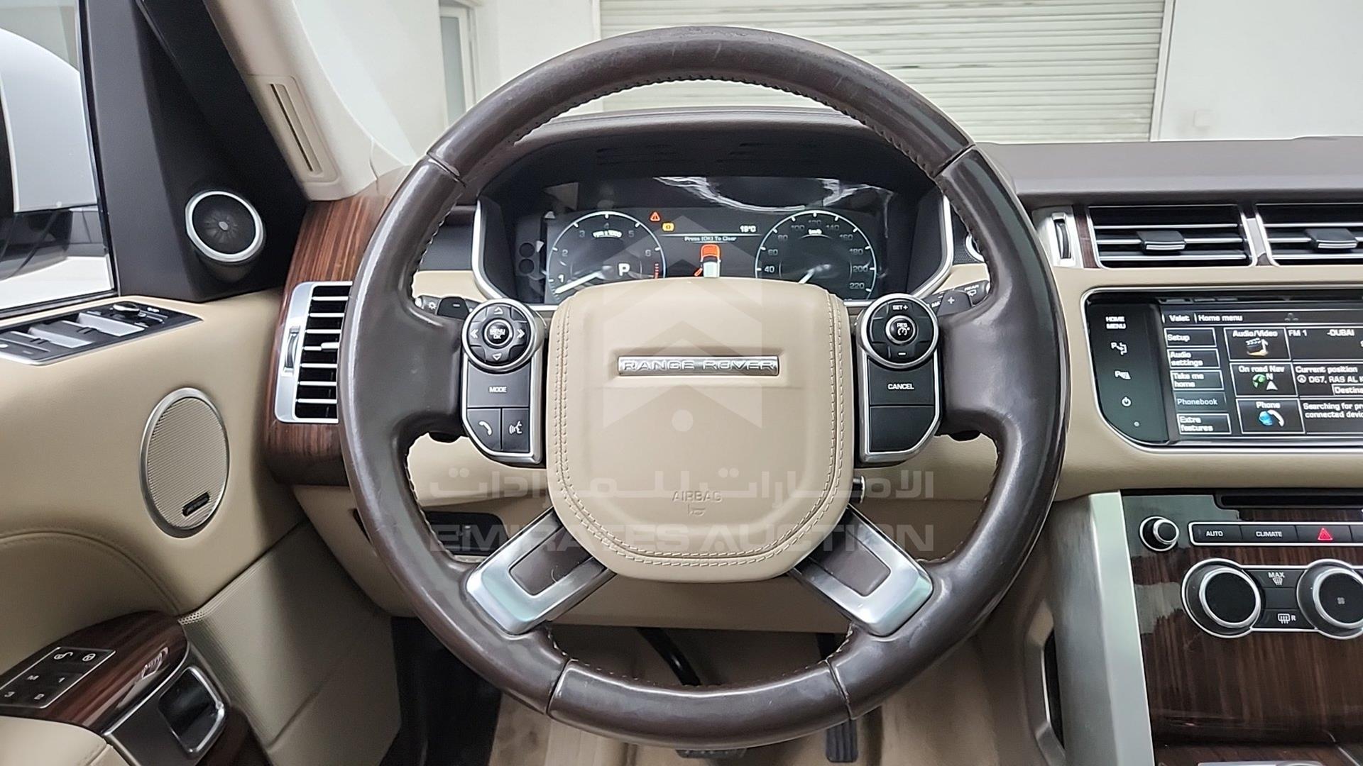 2014 RANGE ROVER VOGUE VIN: SALGA2DF1EA174711