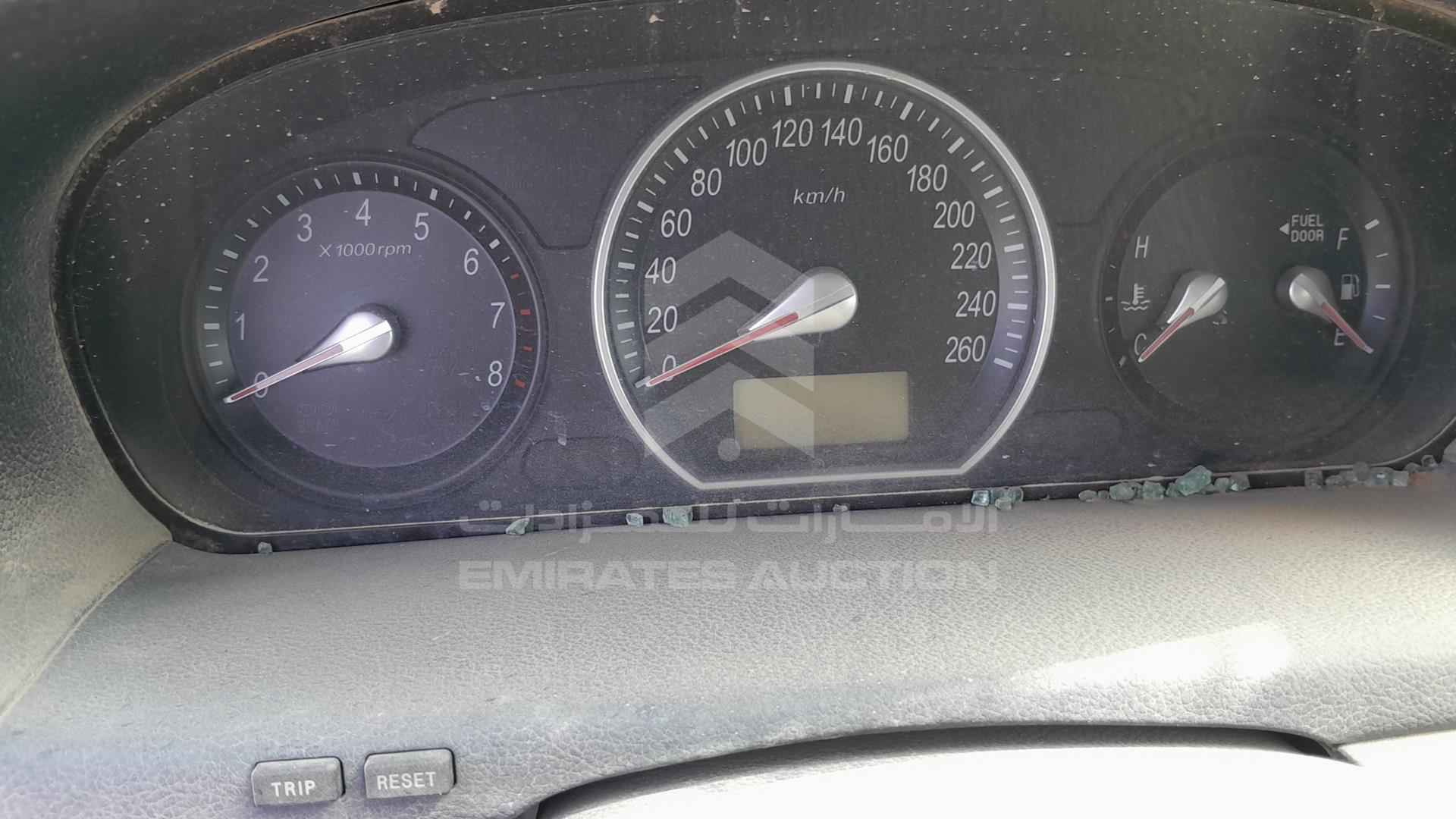 2007 HYUNDAI SONATA VIN: KMHEU41F87A327623