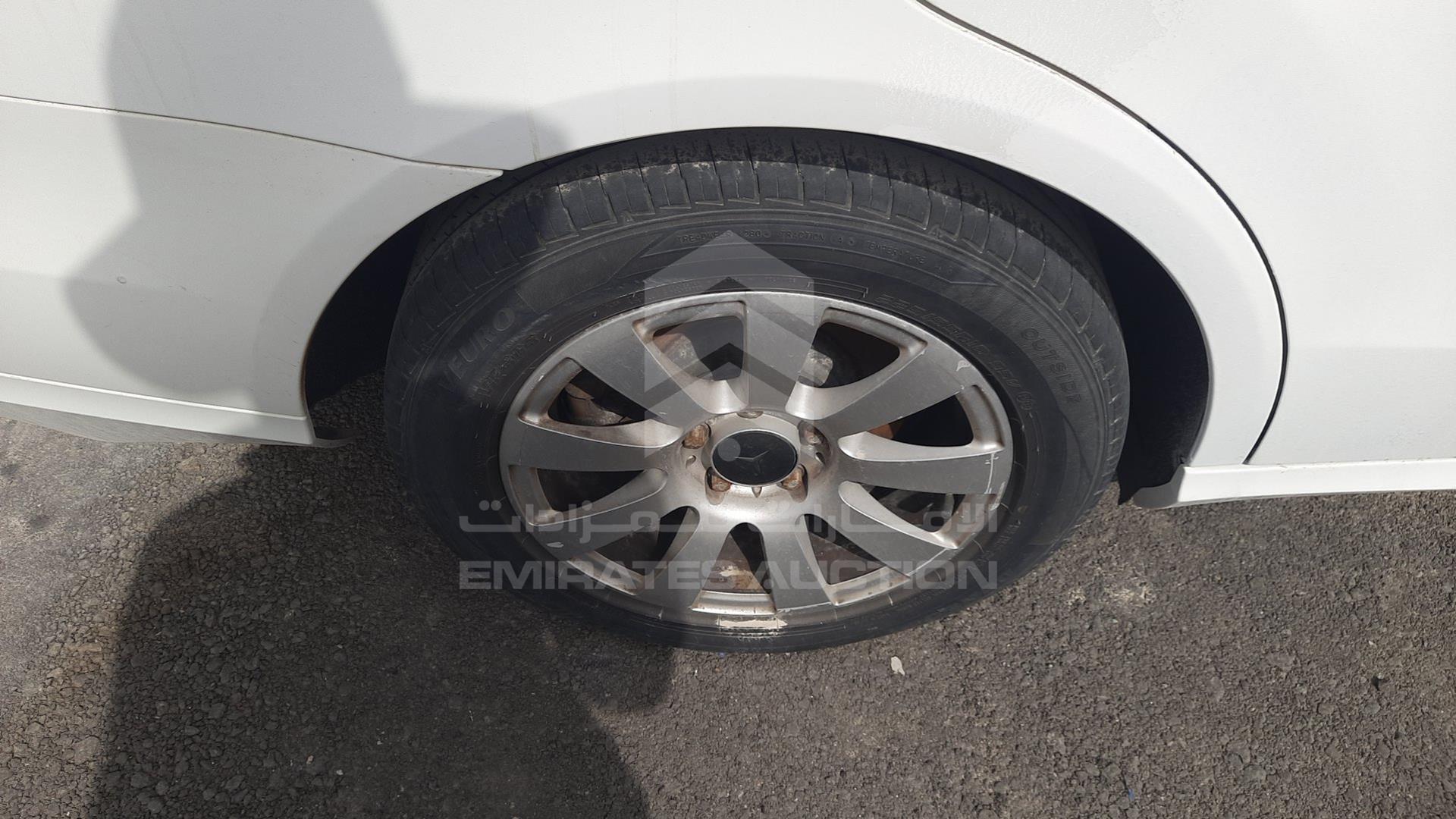 0 MERCEDES E 300 VIN: WDDHF5EB3DA666901