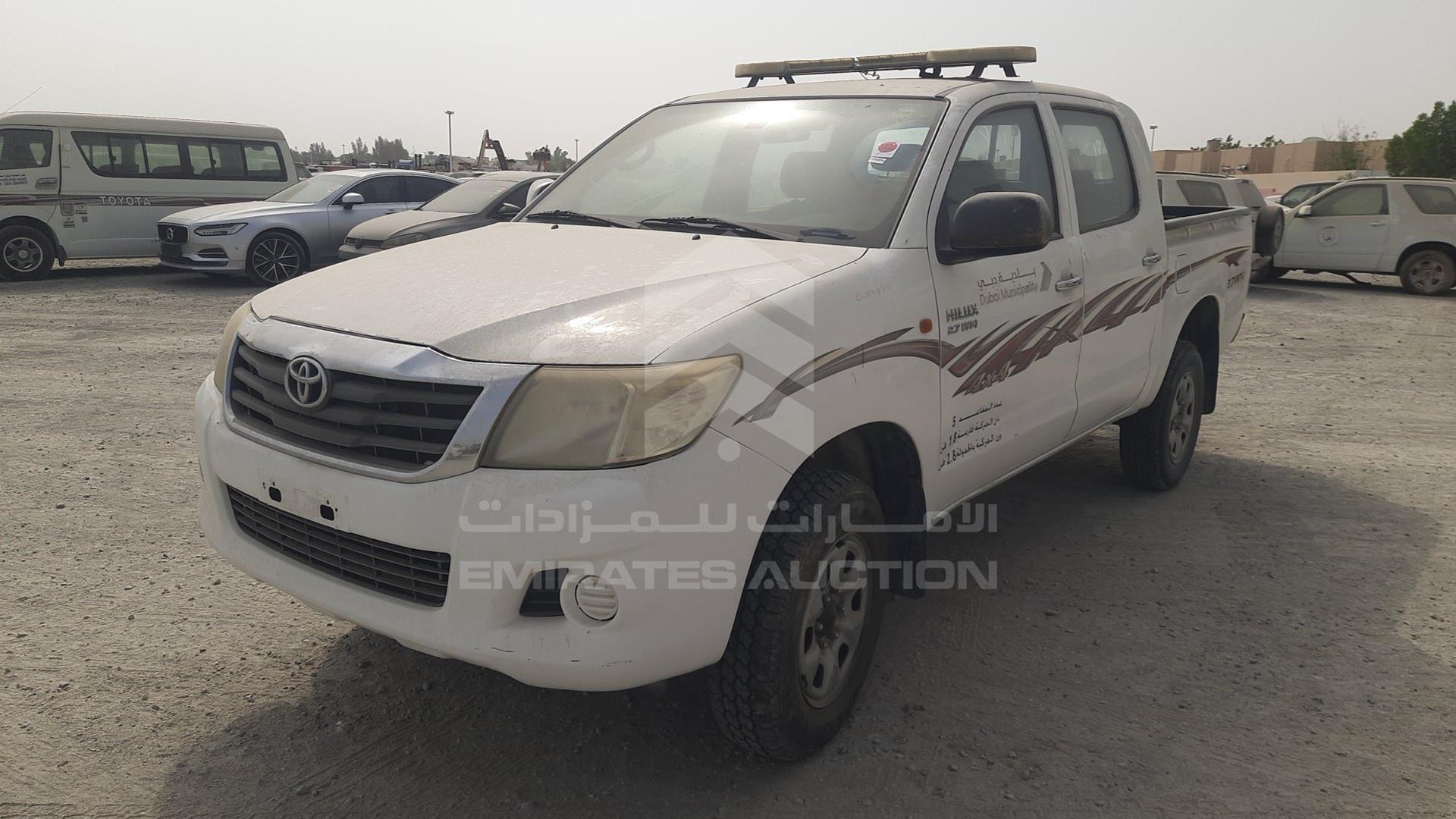 2014 TOYOTA HILUX VIN: MR0FX22G3E1396570