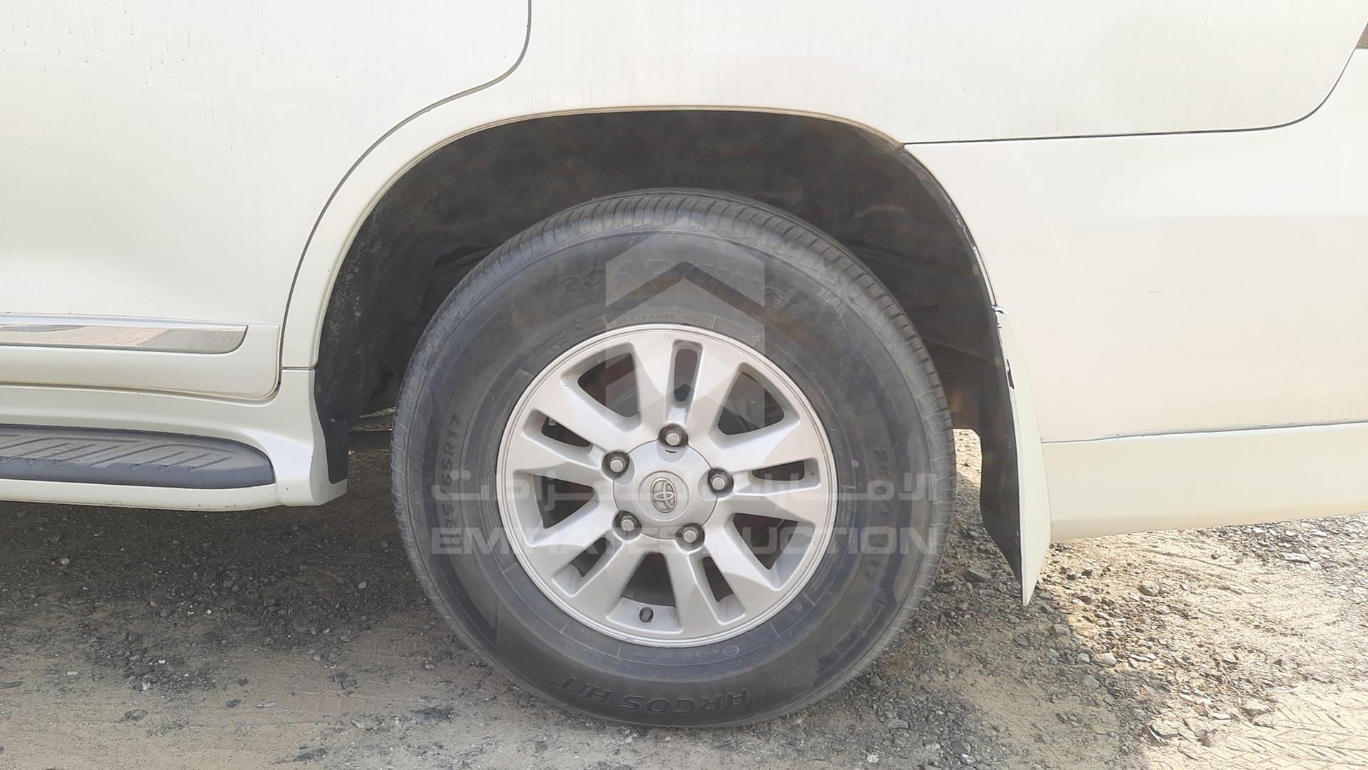 2011 TOYOTA LAND CRUISER VIN: JTMHU09J5B4036555