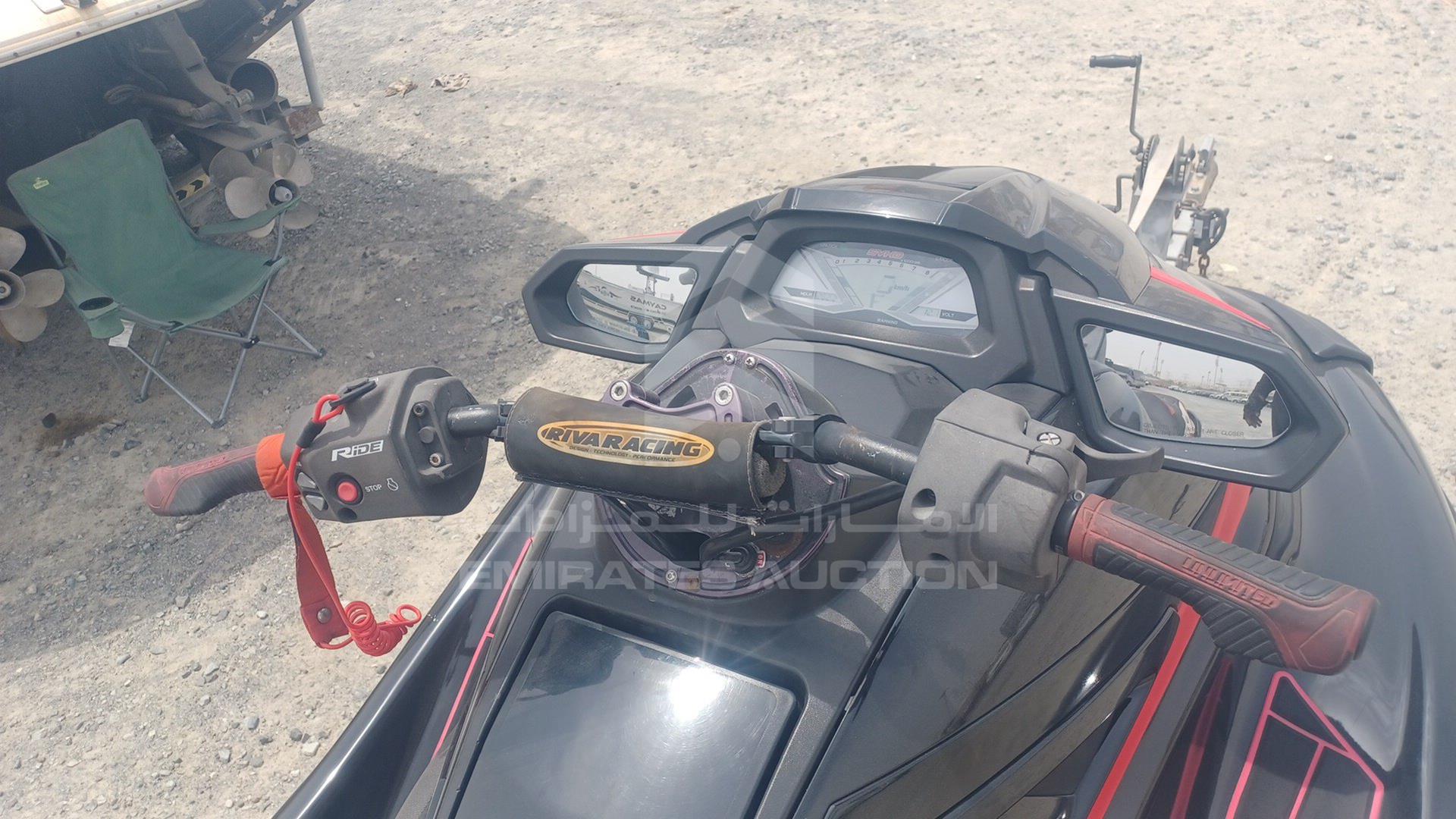 2017 JET SKI + TROLLEY --- VIN: USYAMA2679B717