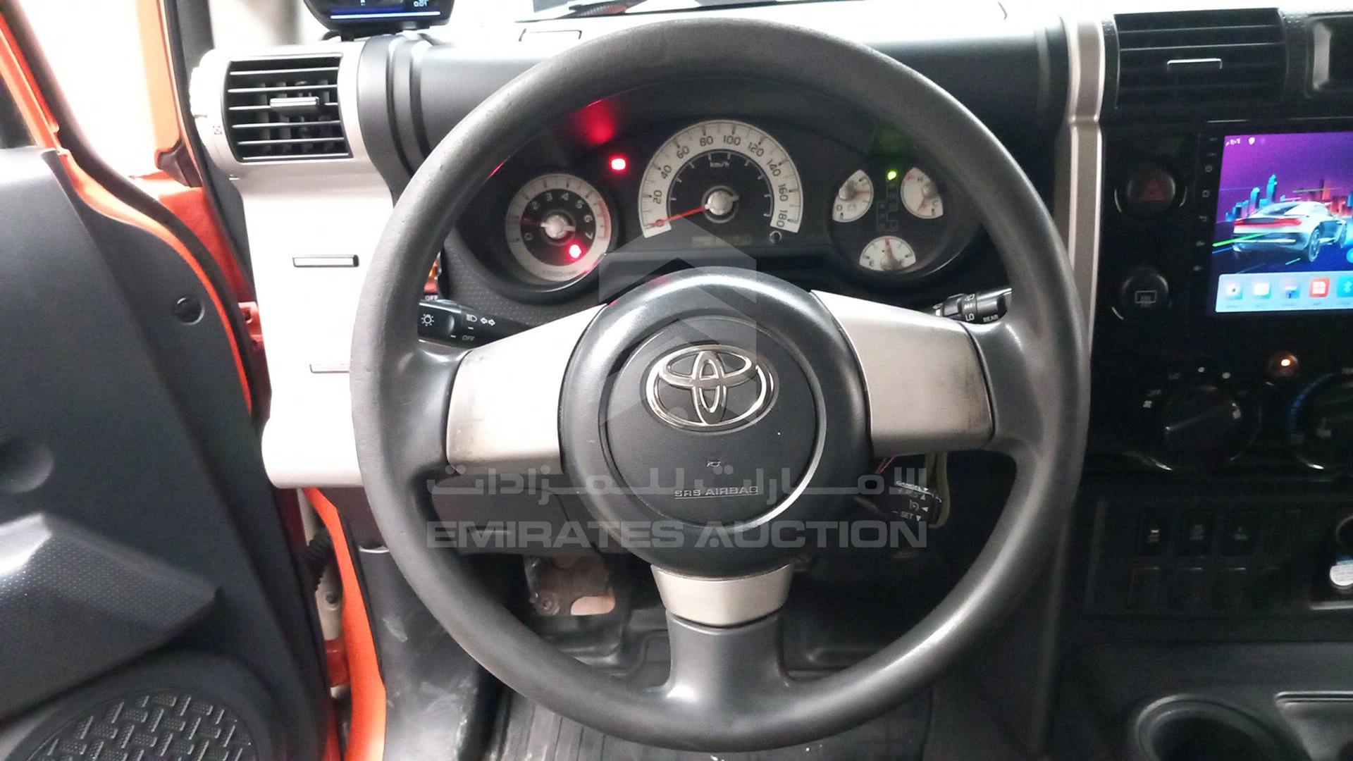 2013 TOYOTA FJ CRUISER VIN: JTEBU11F7DK151283
