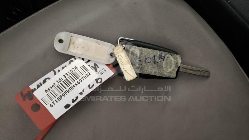 6T1BF9FK0HX697032 Auction: EmiratesAuction Lot: 404487 6T1BF9FK0HX697032 Toyota Camry 2017 WHITE Photo 4