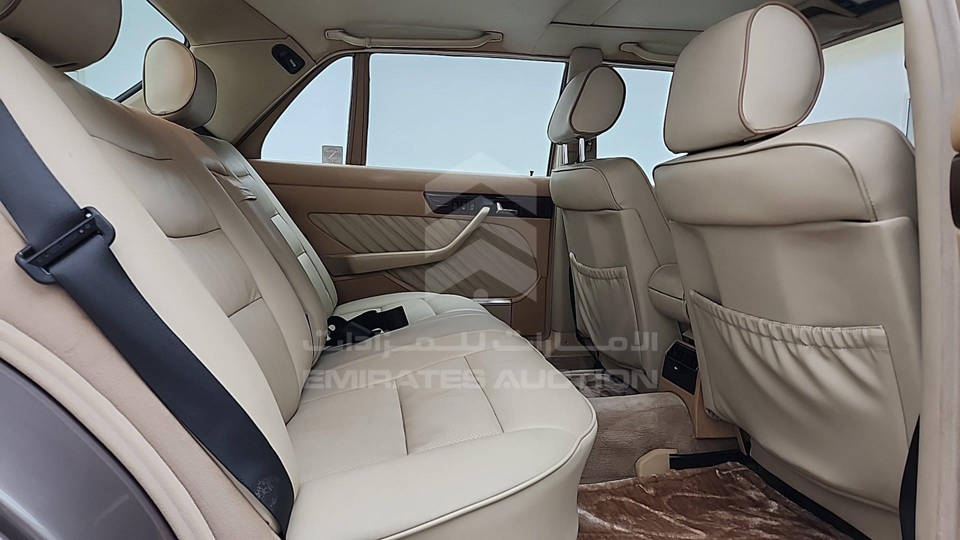 1991 MERCEDES SEL 560 VIN: WDBCA39E1MA592260
