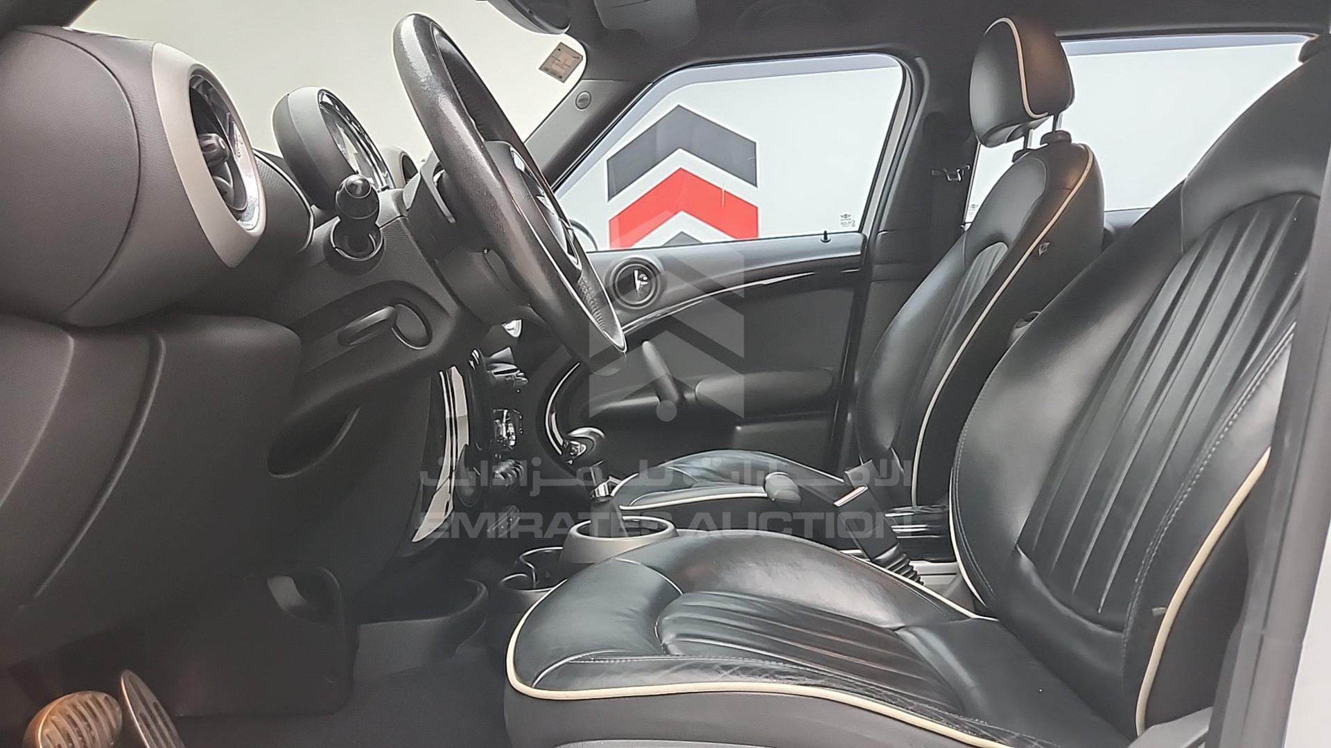2013 MINI COOPER S VIN: WMWZC5100DWM83340