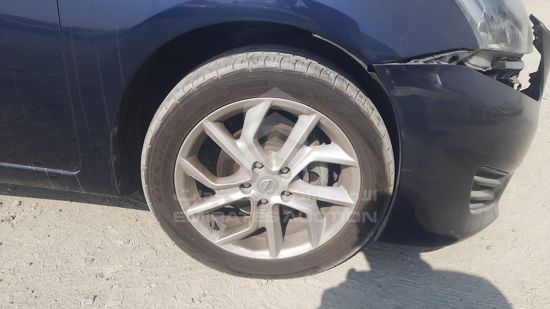 2016 NISSAN TIIDA VIN: MNTAC2C98G6001947