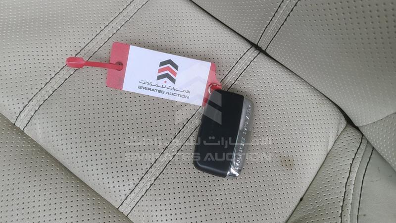 SALLSAAE4AA233314 Auction: EmiratesAuction Lot: 409182 SALLSAAE4AA233314 Range Rover Sport 2010 BLACK Photo 5