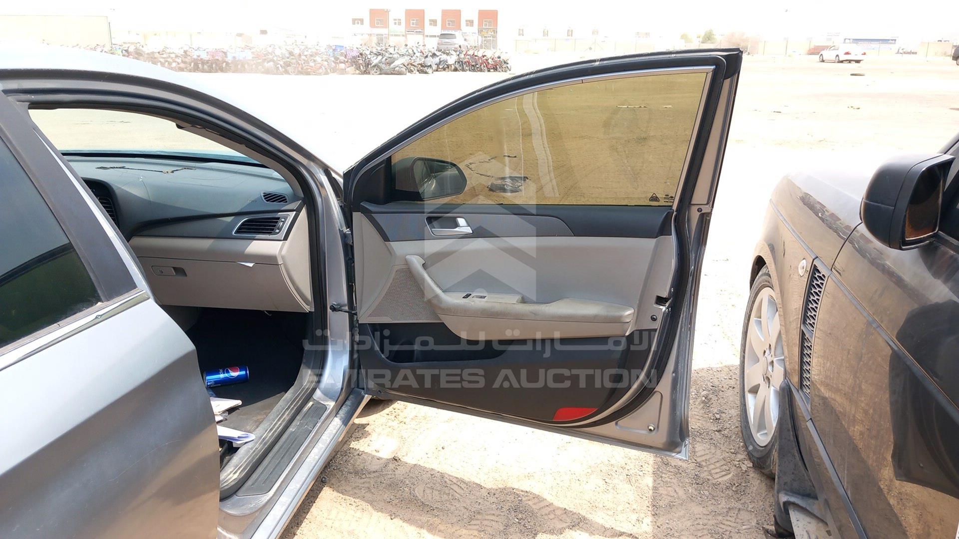 2015 HYUNDAI SONATA VIN: 5NPE24AF8FH039795