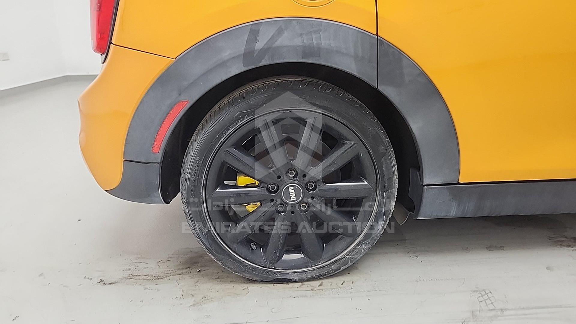 2015 MINI COOPER VIN: WMWXU3C5XFT892192