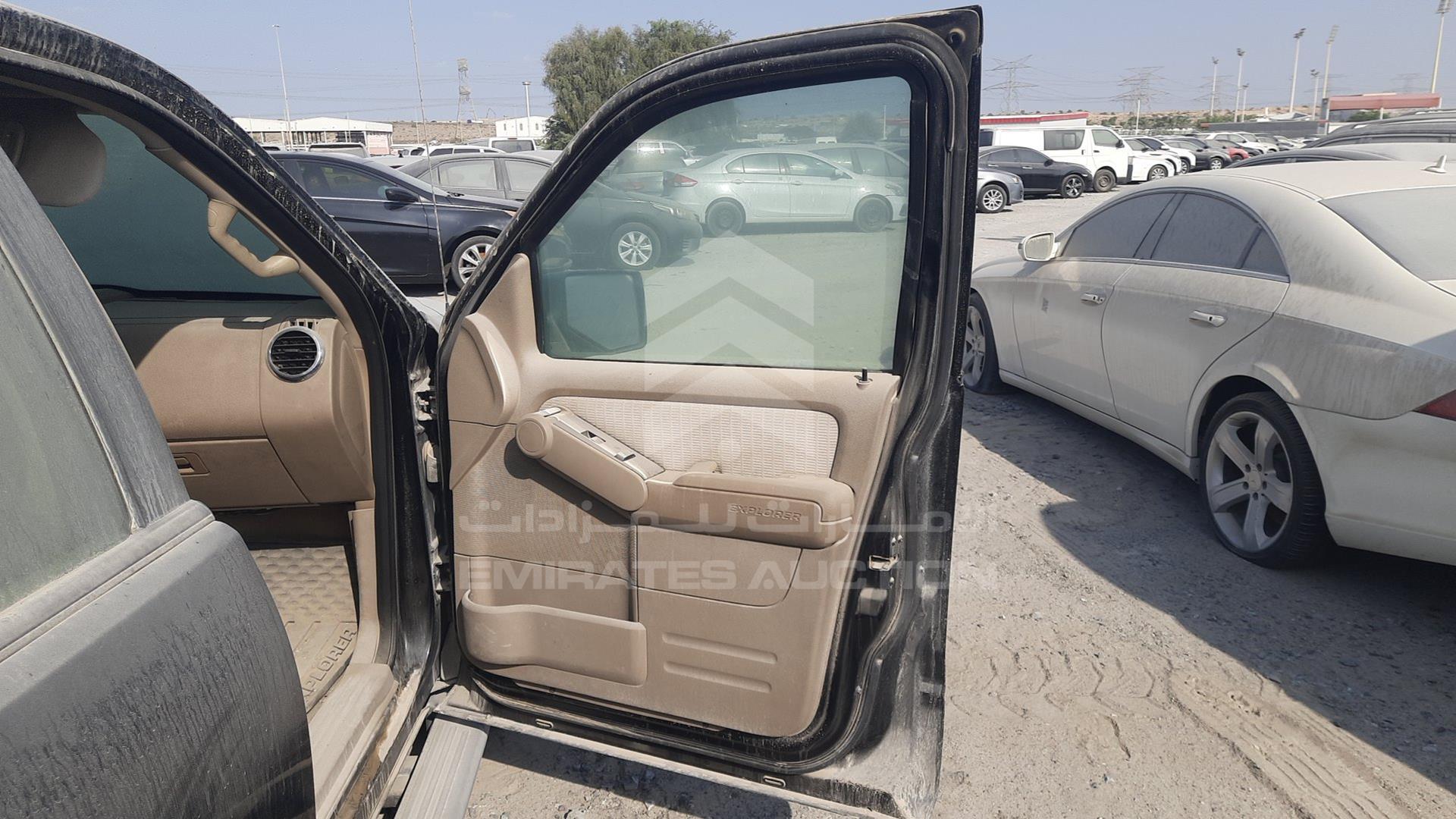 2008 FORD EXPLORER VIN: 1FMEU73EX8UB17305