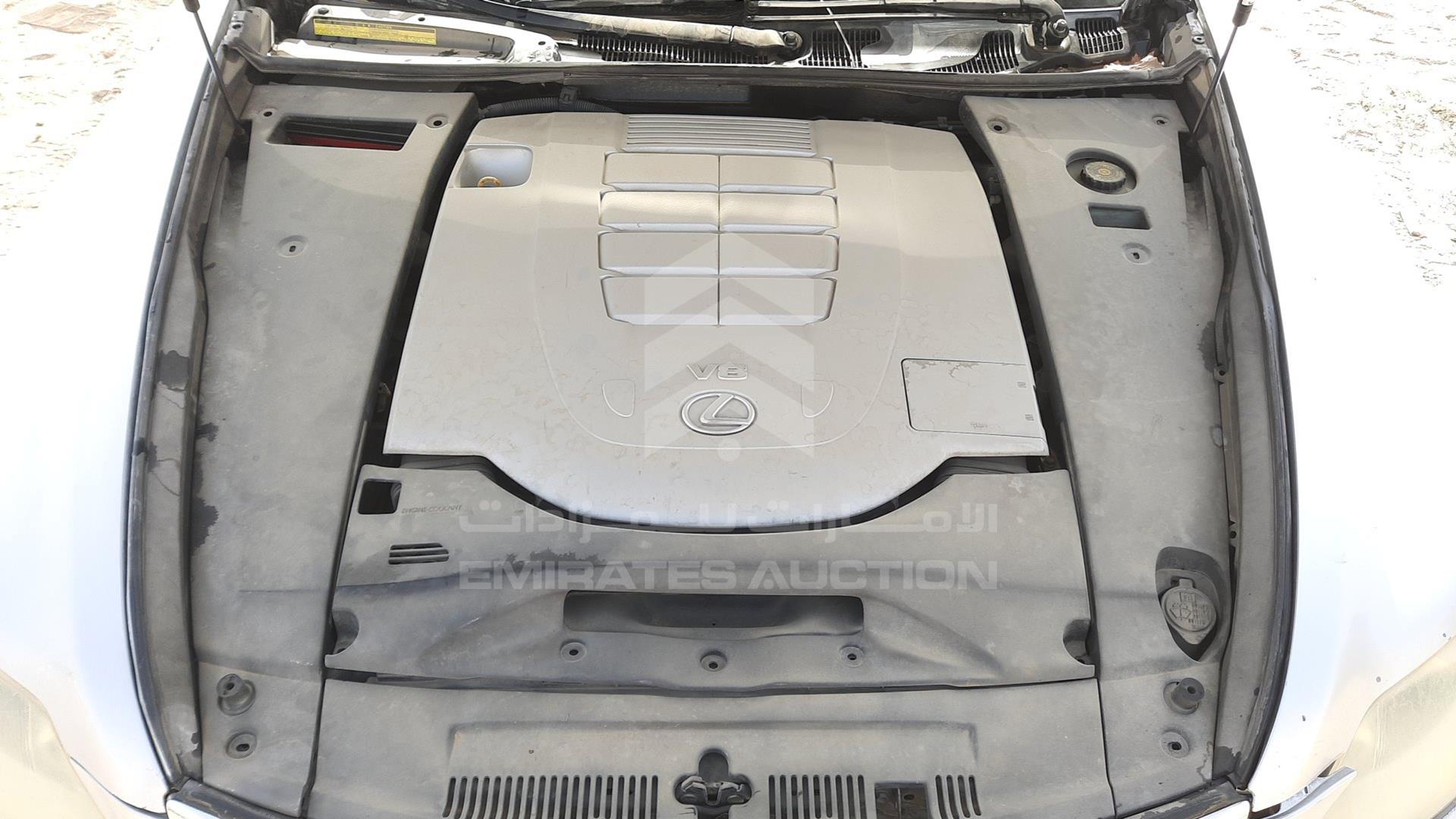 2010 LEXUS LS 460 VIN: JTHCL5EF2A5005220