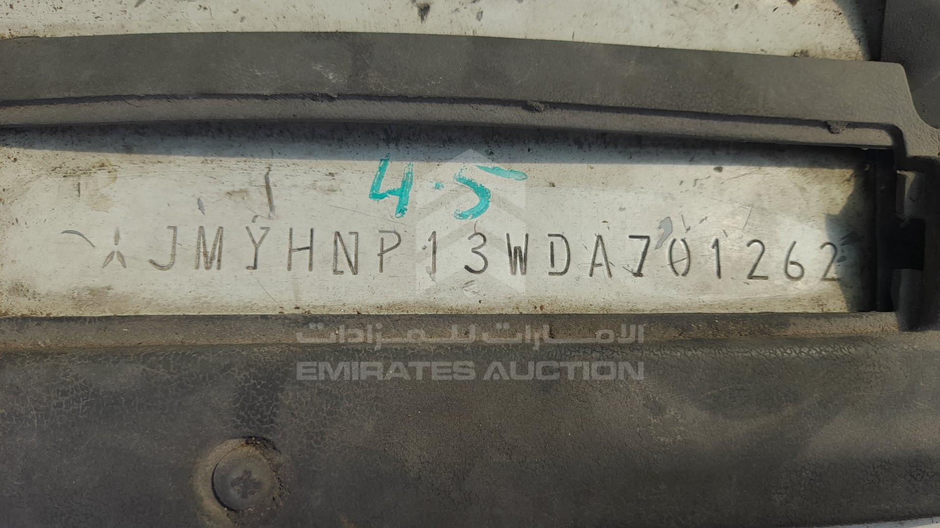 2013 MITSUBISHI L 300 VIN: JMYHNP13WDA701262
