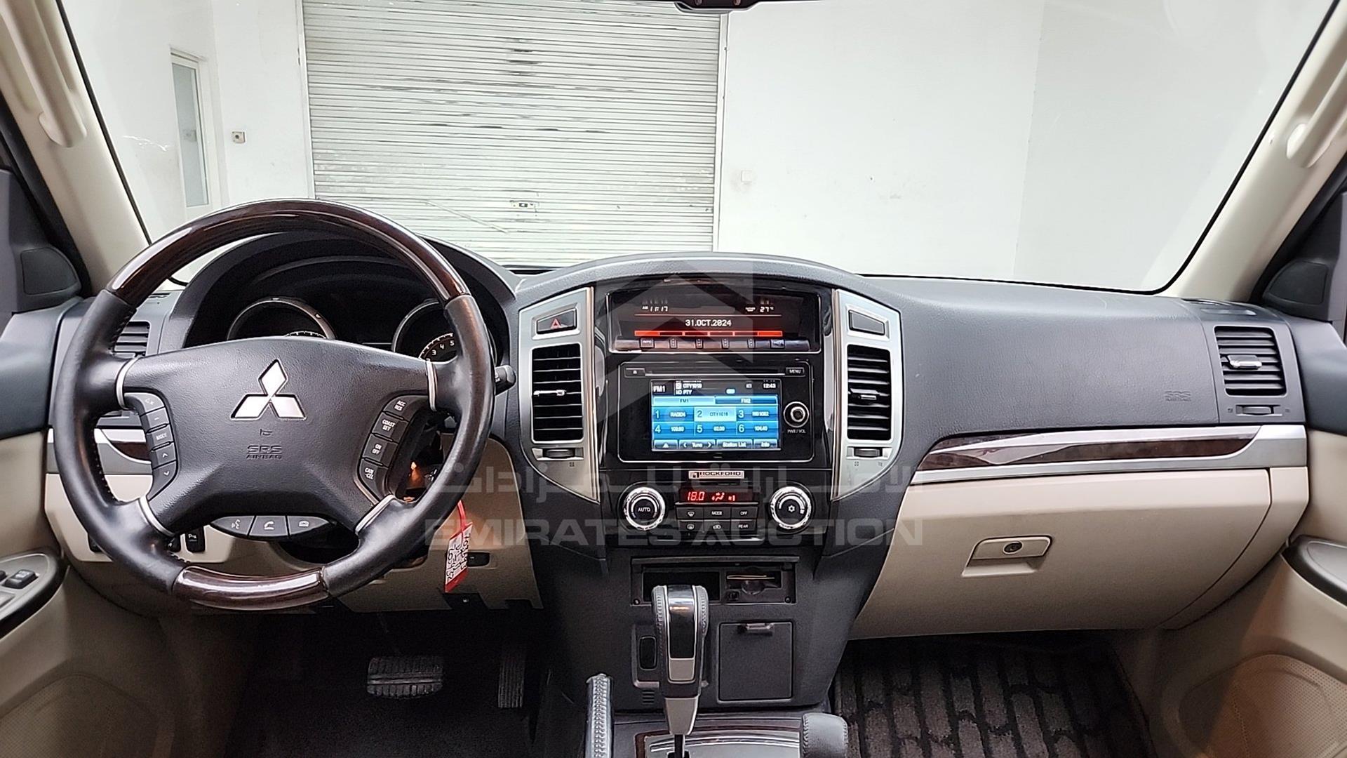 2020 MITSUBISHI PAJERO VIN: JE4MR62M0LJ703693