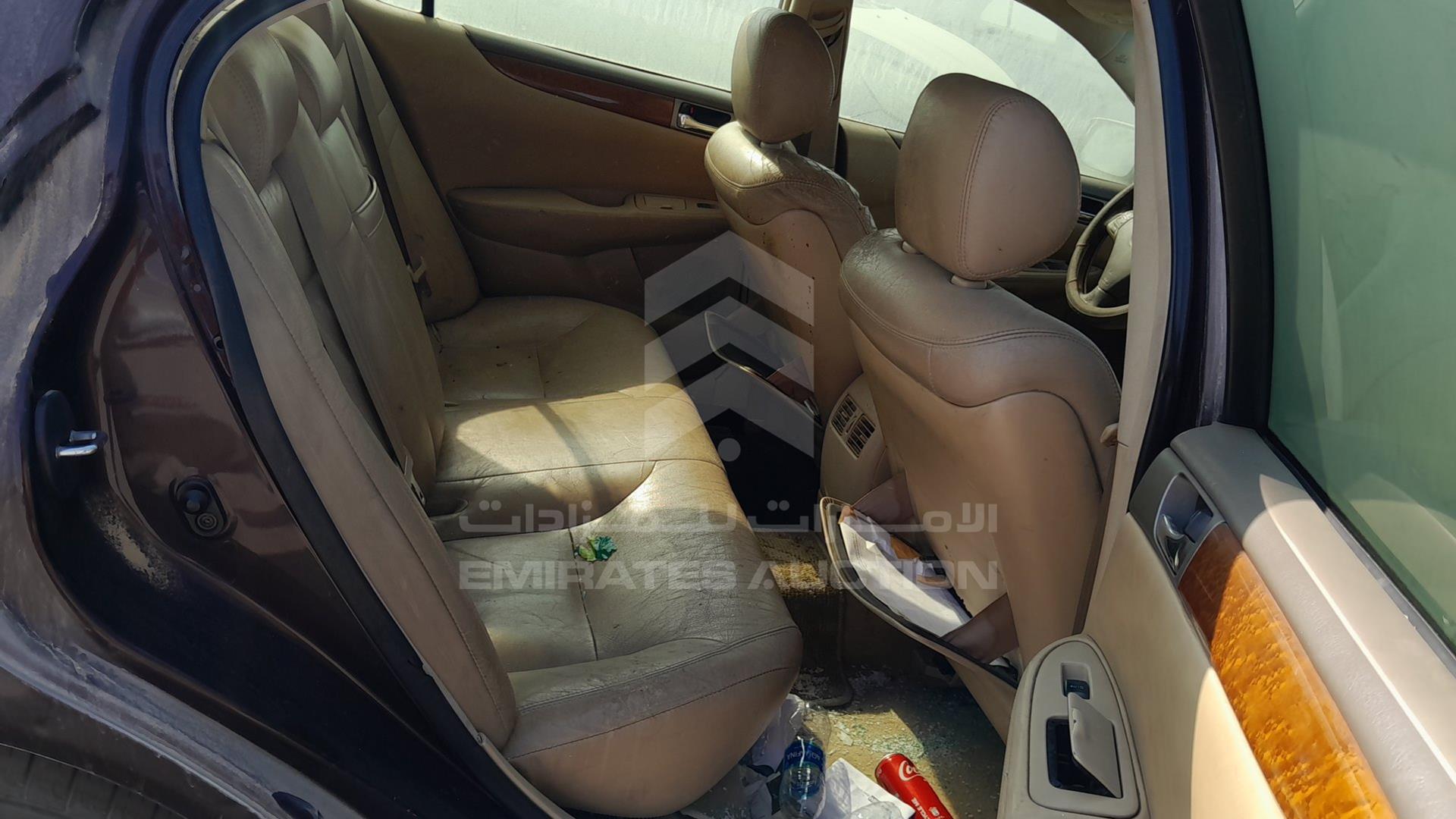 2006 LEXUS ES 300 VIN: JTHBF30GX66033832