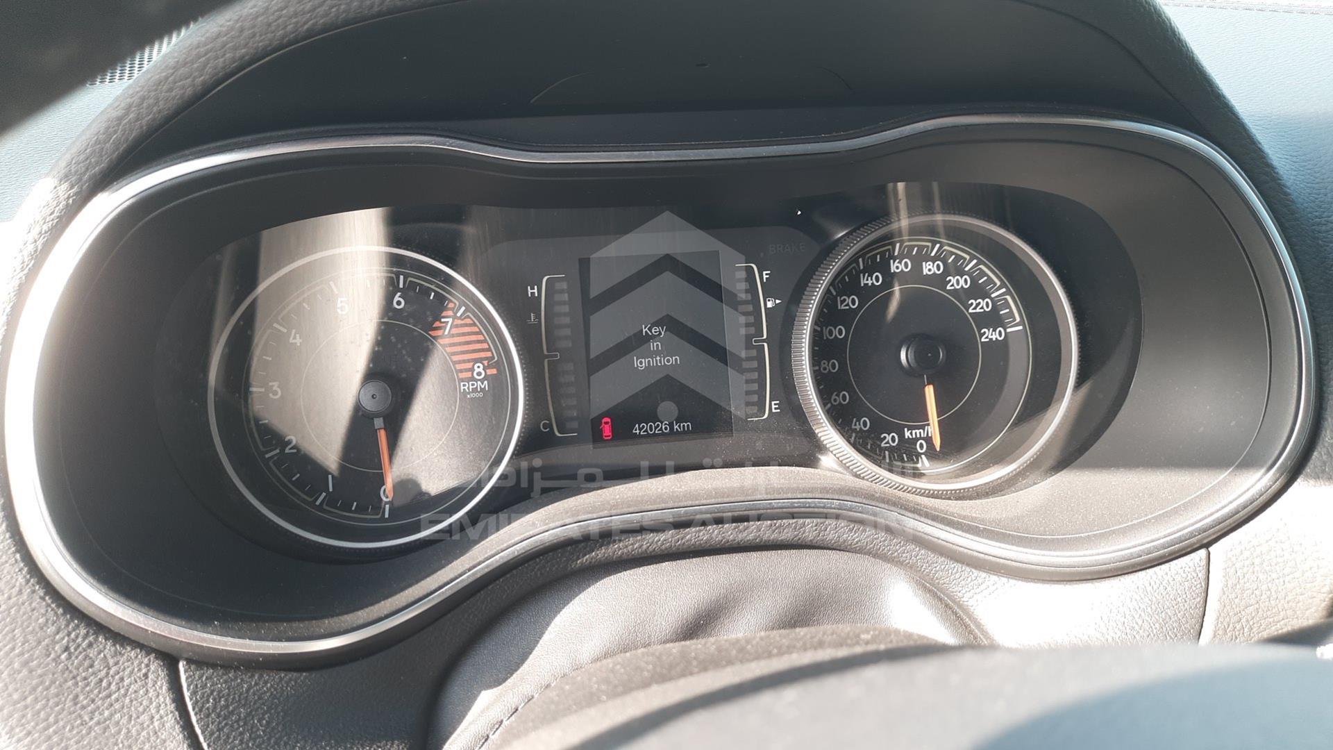 2019 JEEP CHEROKEE VIN: 1C4PJLAX4KD403712