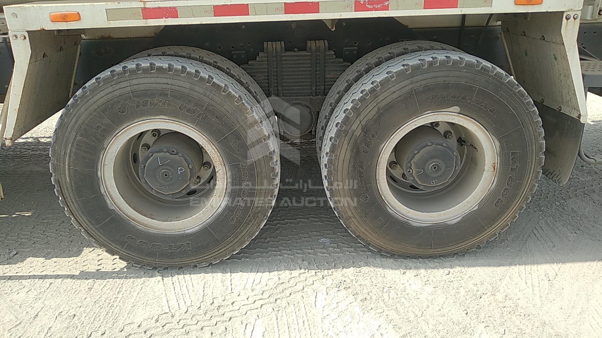 2023 XCMG --- VIN: LC1HMMBG8P0030061