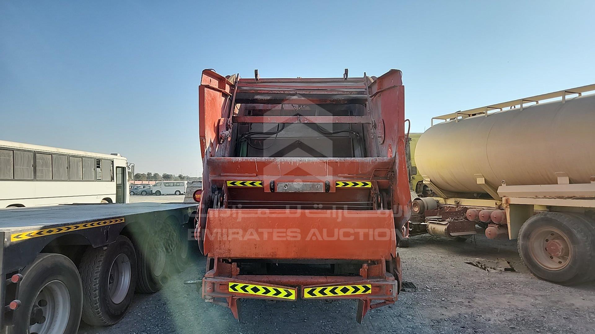 2008 MERCEDES ACTROS VIN: WDAKHCAA98L280332