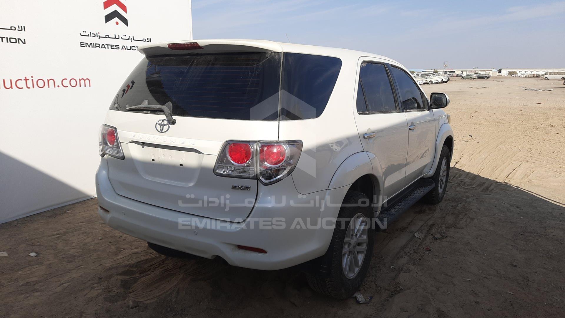 2015 TOYOTA FORTUNER VIN: MHFYX59G8F8068248