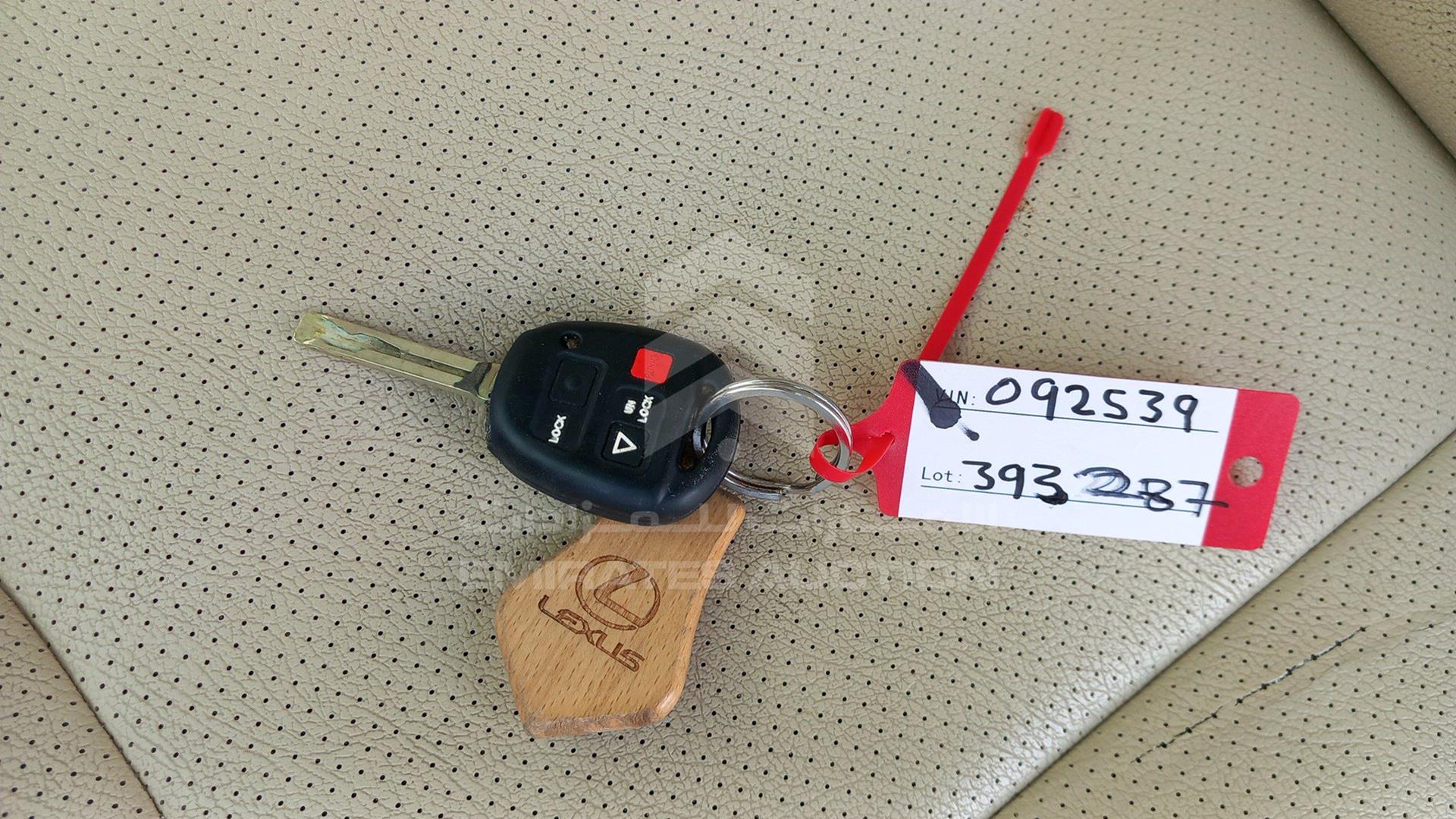 2003 LEXUS LS 430 VIN: JTHBN30F630092539