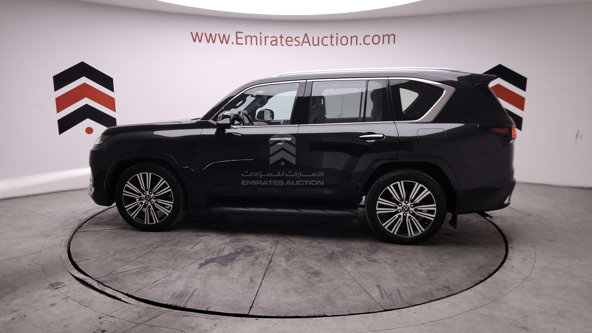 2023 LEXUS LX 600 VIN: JTJPB7CX0P4030660