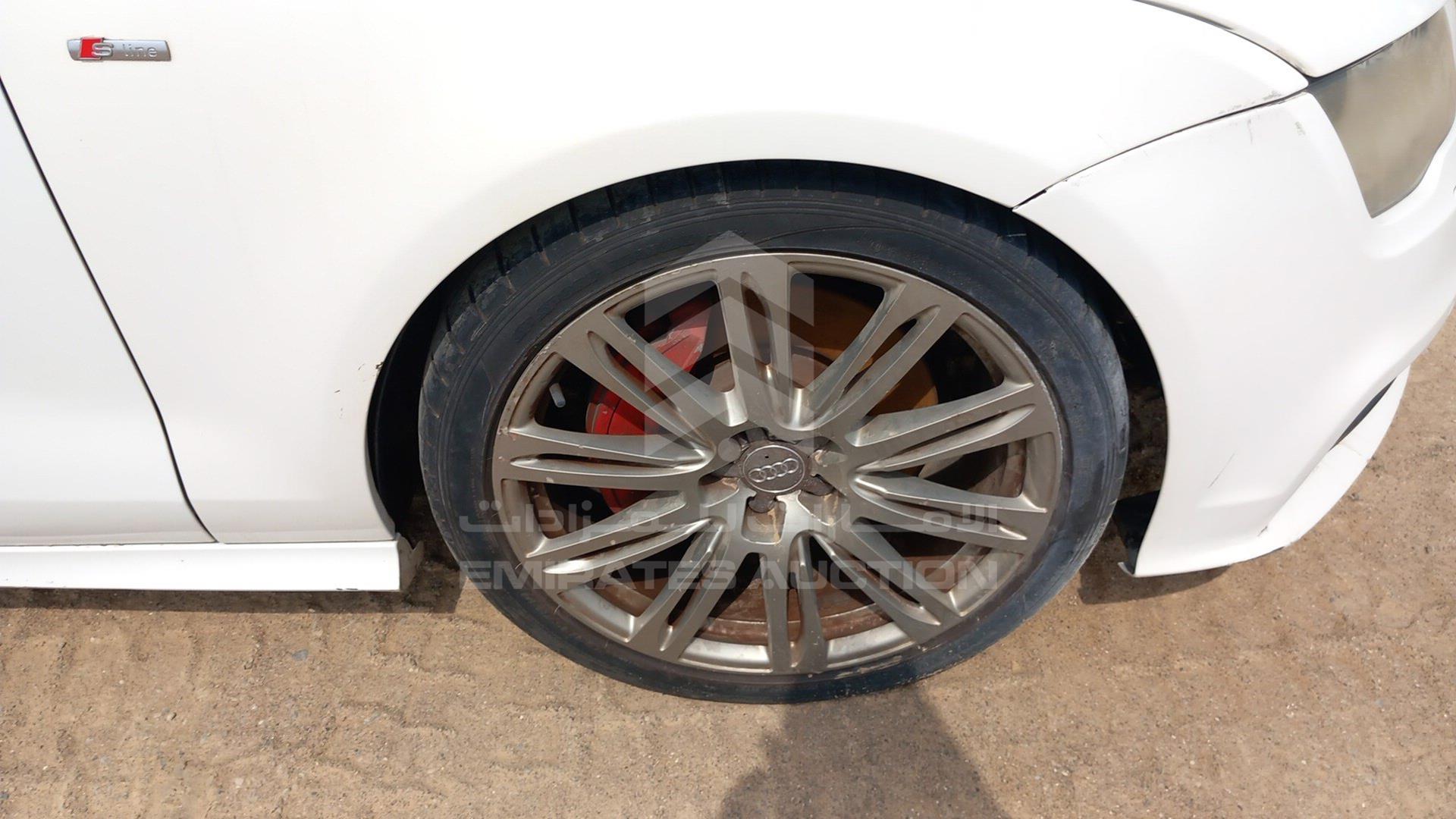 2012 AUDI A7 VIN: WAUSGC4G3CN014038