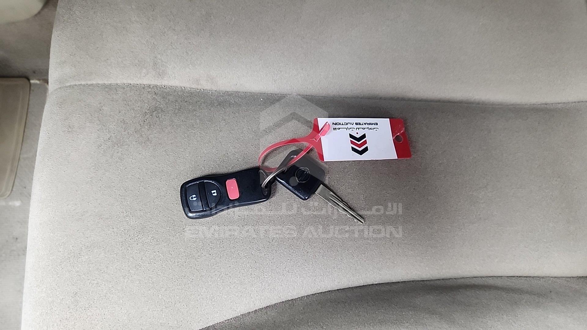 2008 NISSAN TIIDA VIN: JN1CC13C58T011296